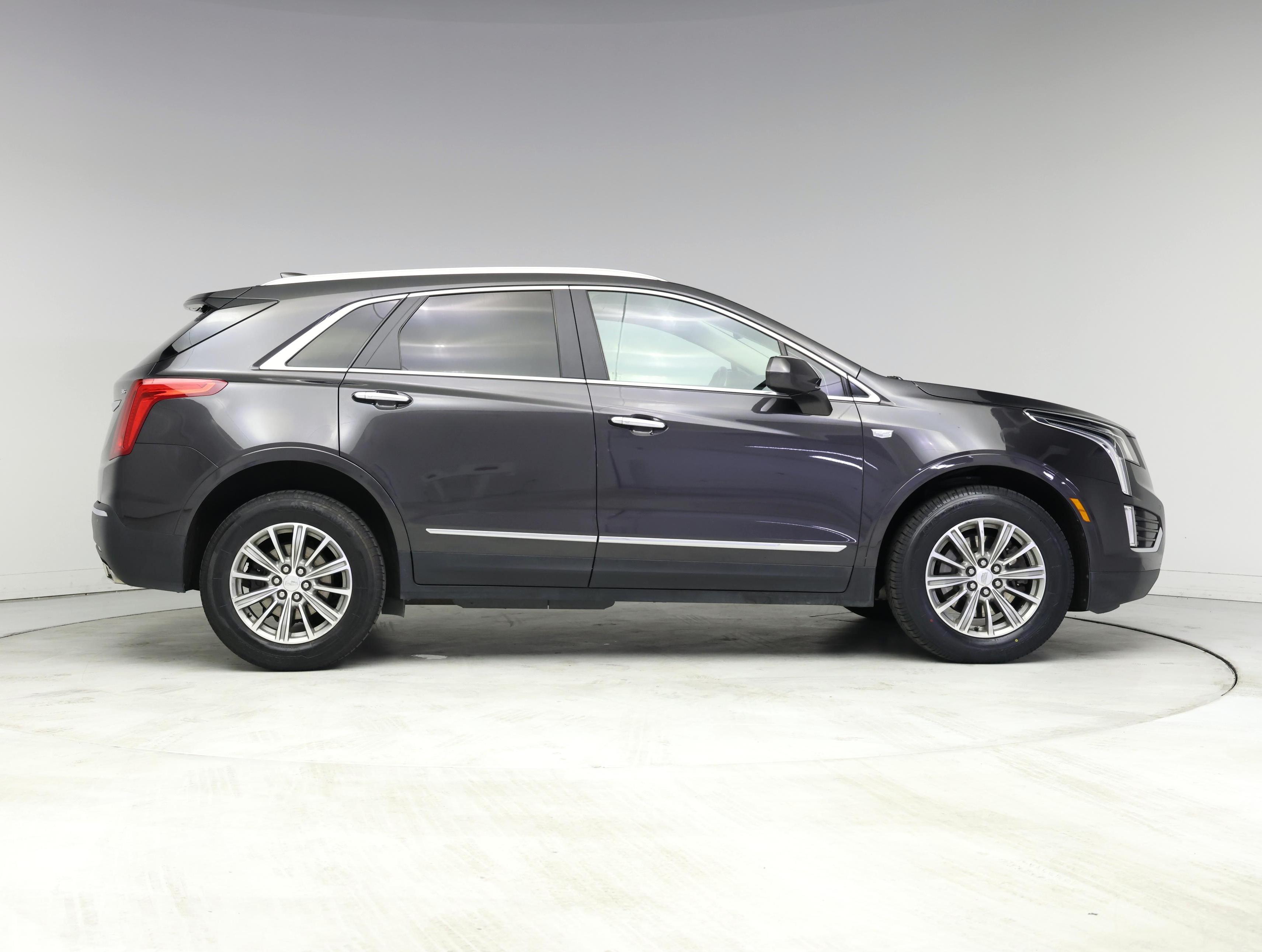 Thumbnail: 2017 Cadillac XT5 - 7