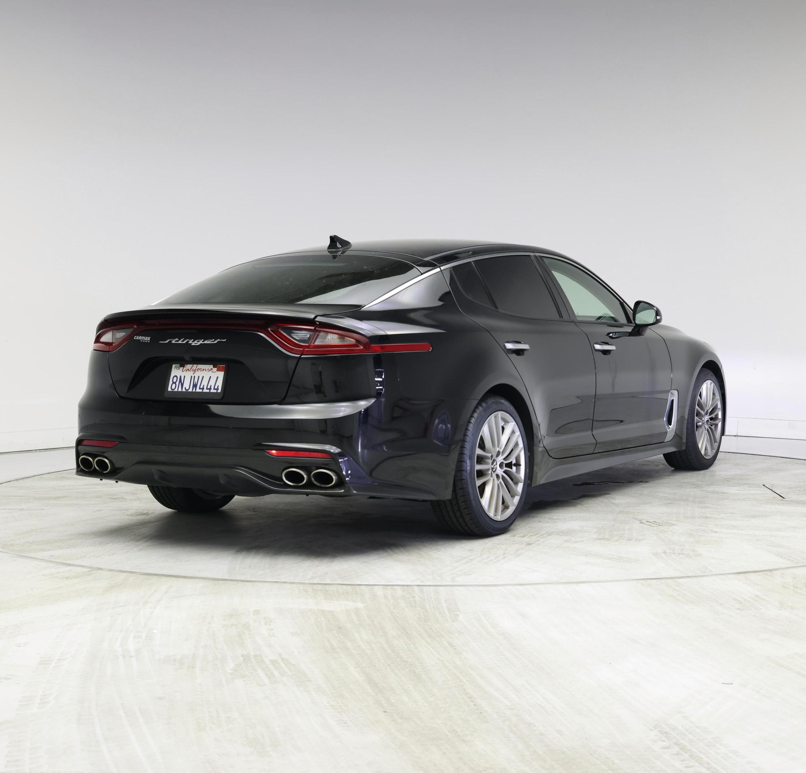 Thumbnail: 2018 Kia Stinger - 8