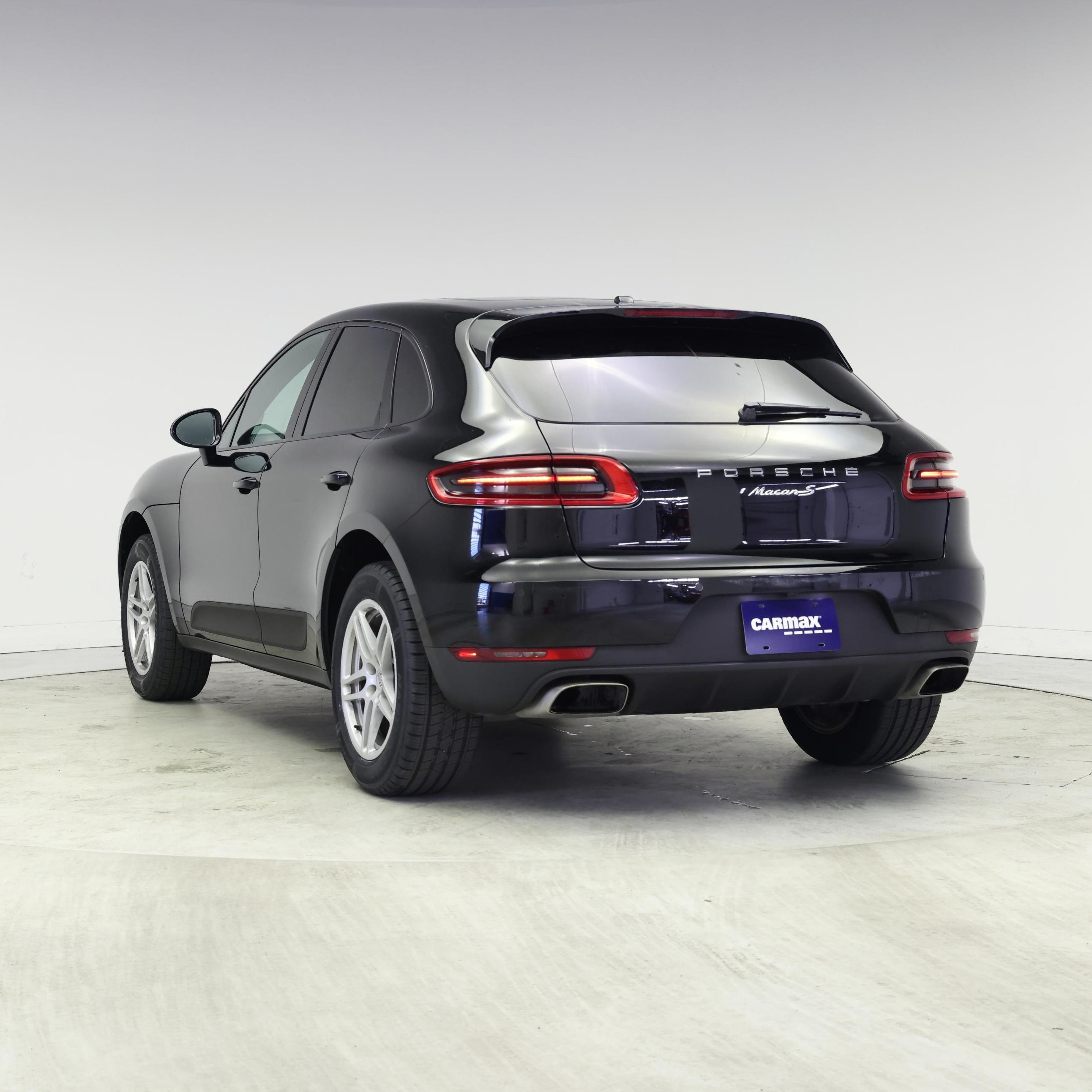 Thumbnail: 2018 Porsche Macan - 2