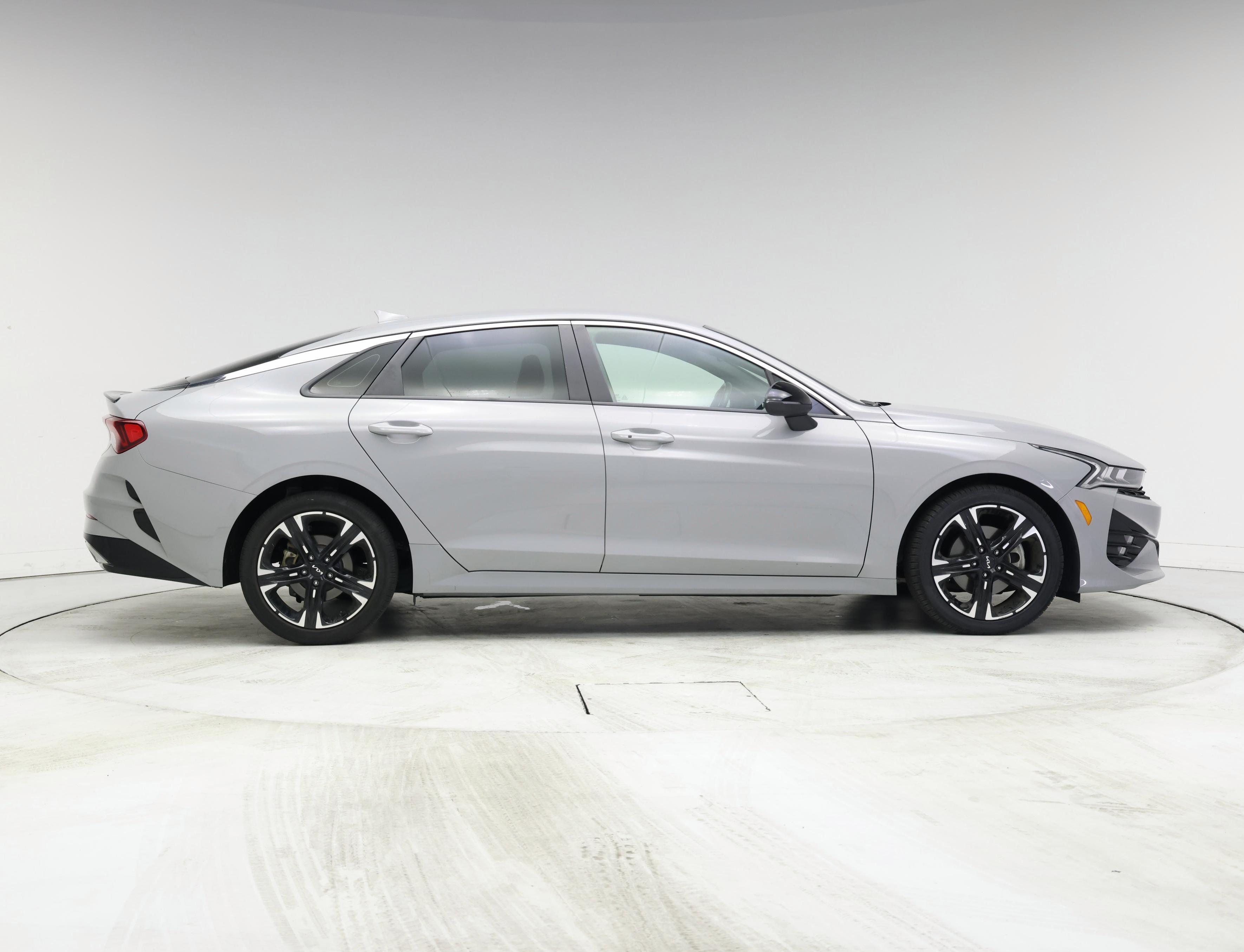 Thumbnail: 2023 Kia K5 - 7