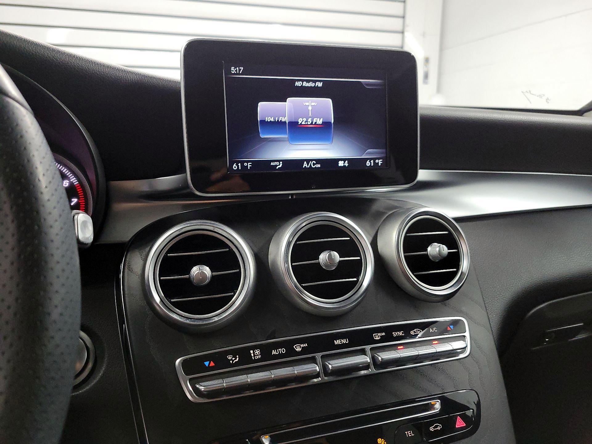 Thumbnail: 2017 Mercedes-Benz GLC - 15
