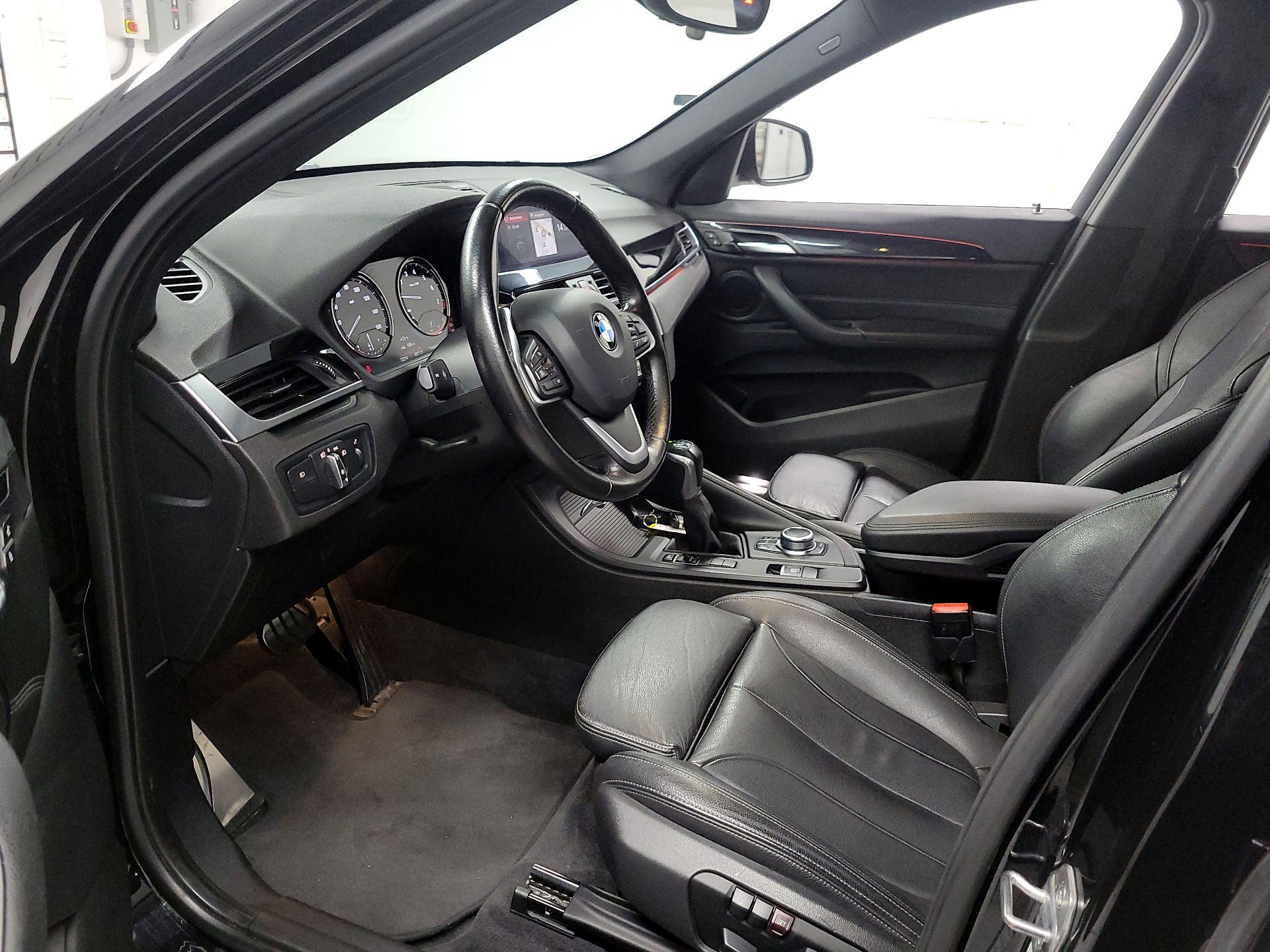 Thumbnail: 2018 BMW X1 - 11