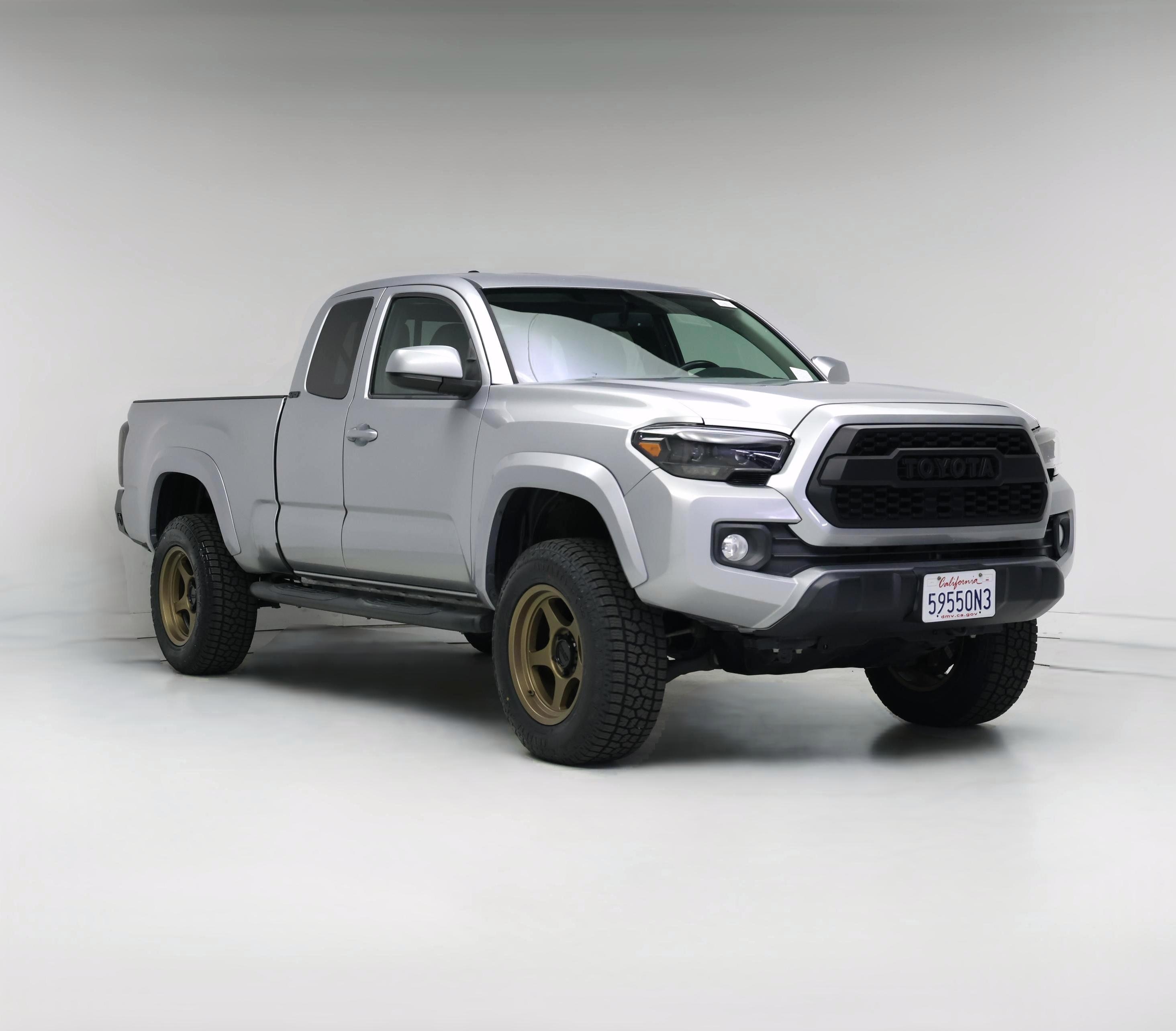 Thumbnail: 2017 Toyota Tacoma - 1