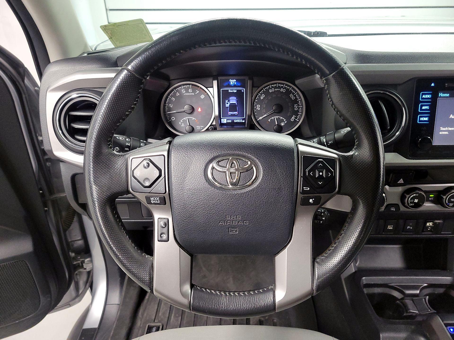 Thumbnail: 2017 Toyota Tacoma - 10