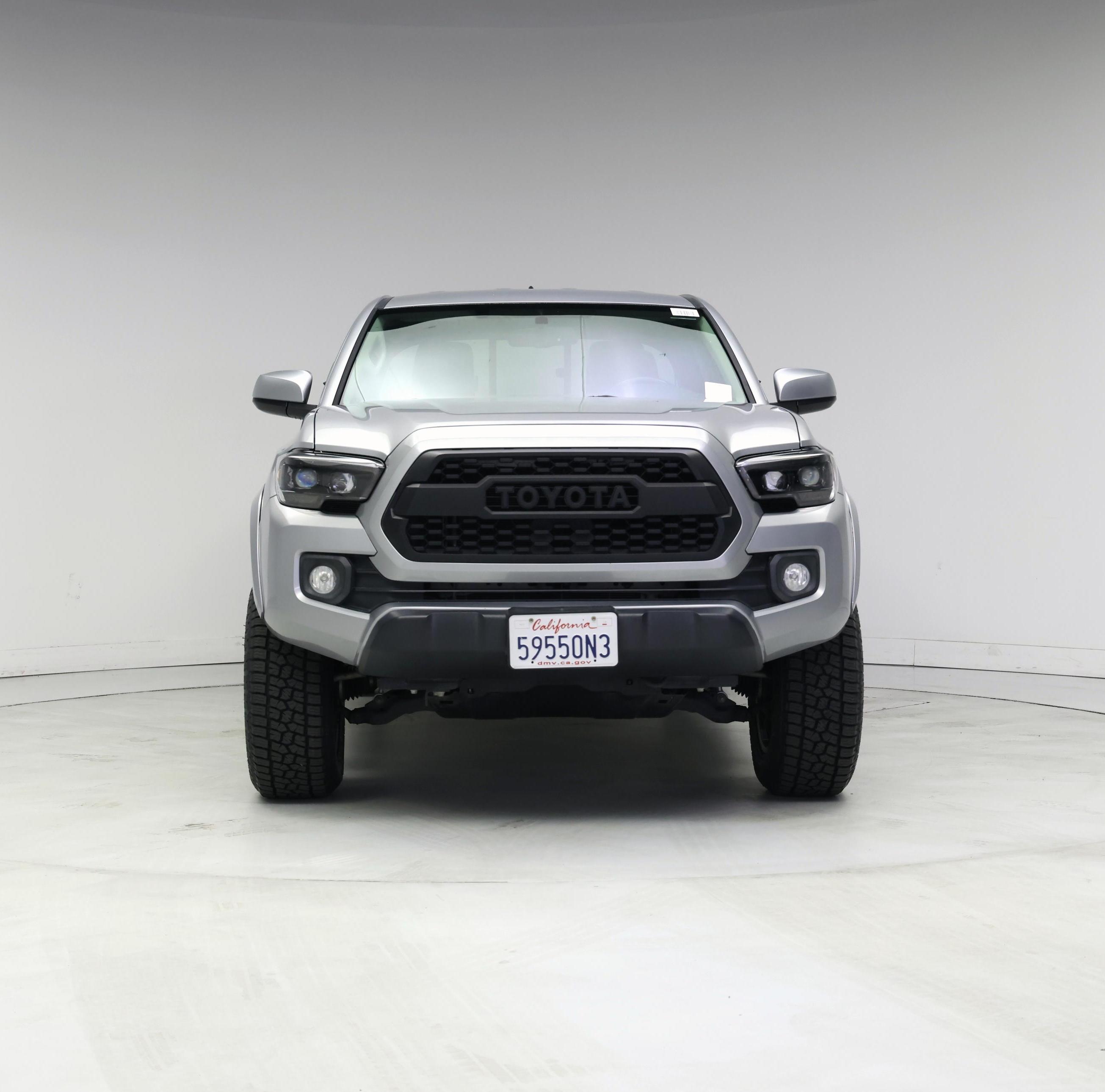 Thumbnail: 2017 Toyota Tacoma - 5