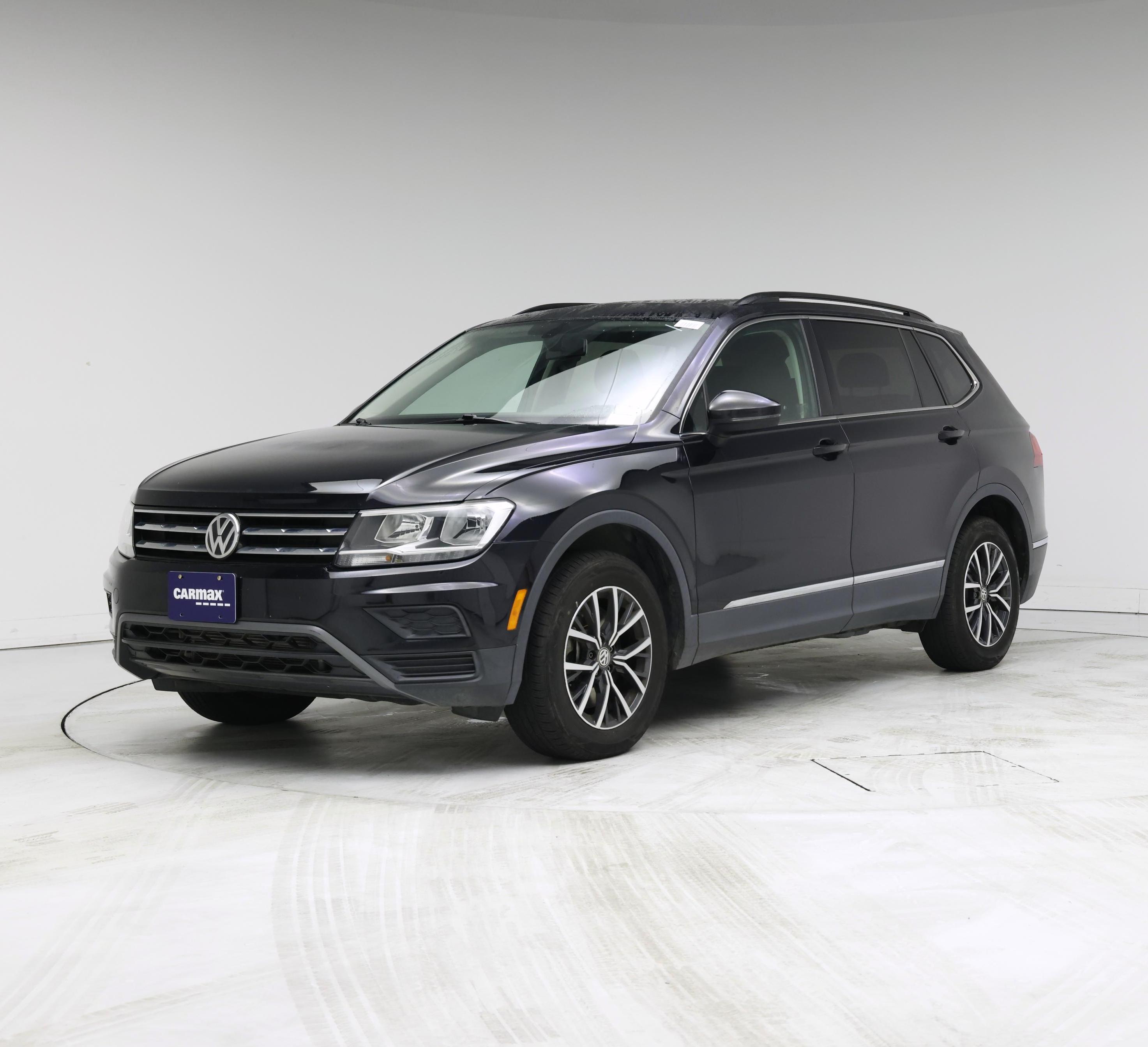 Thumbnail: 2020 Volkswagen Tiguan - 4