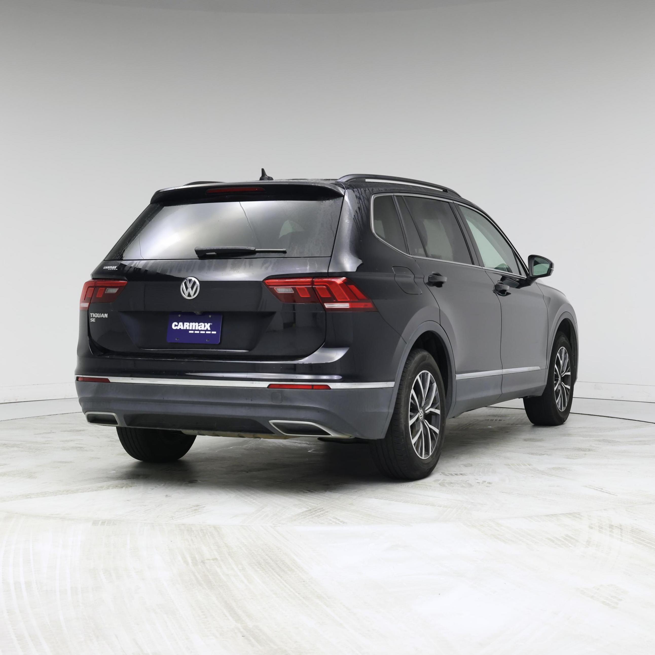 Thumbnail: 2020 Volkswagen Tiguan - 8