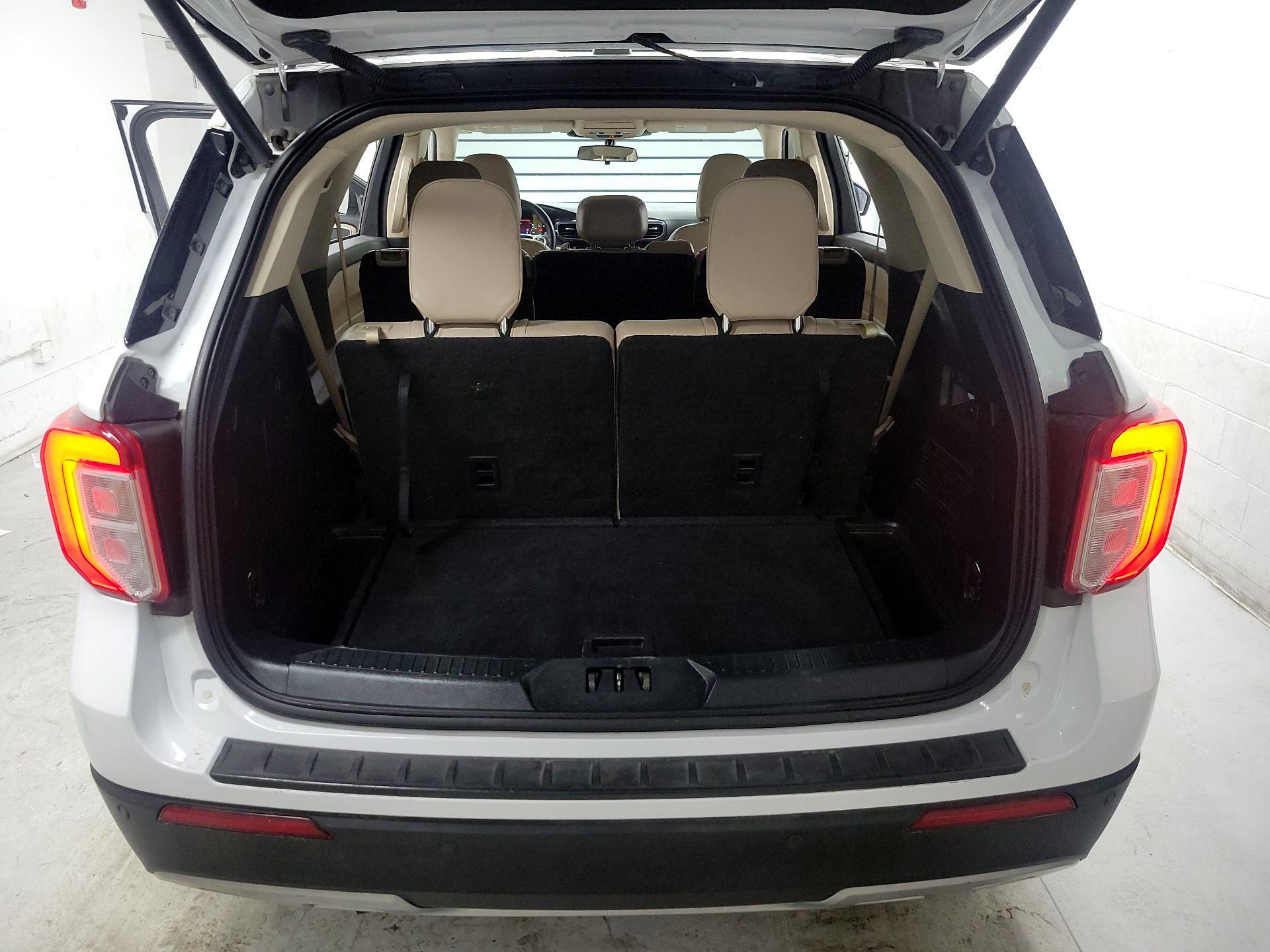 Thumbnail: 2021 Ford Explorer - 18