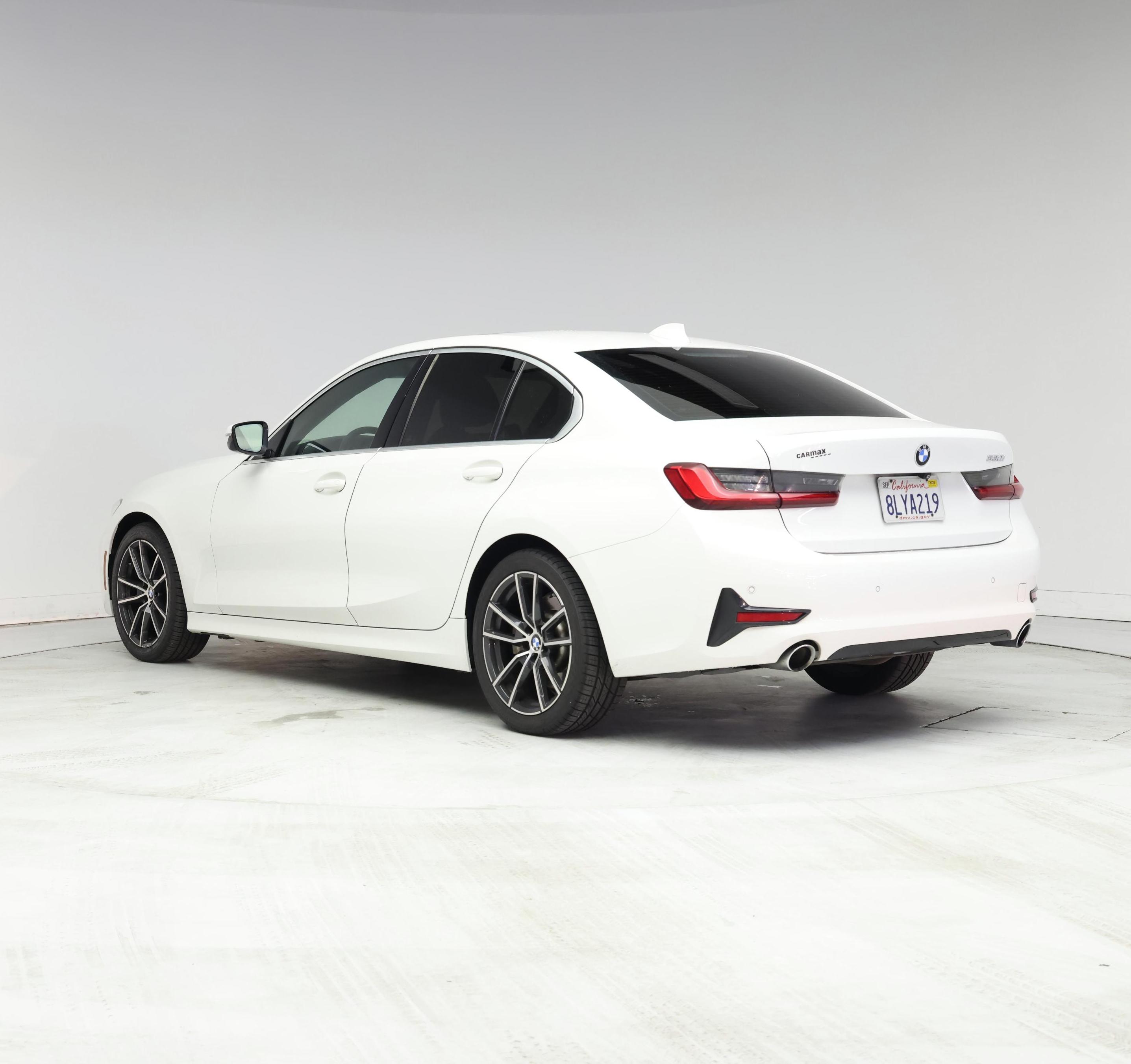 Thumbnail: 2019 BMW 3 Series - 2