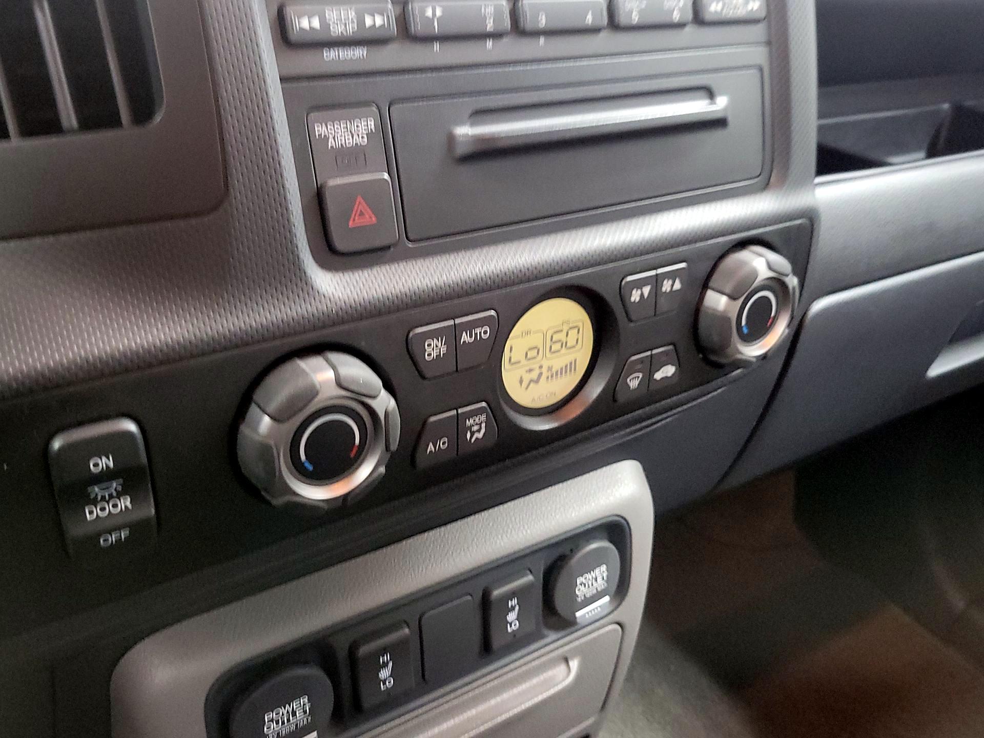 Thumbnail: 2014 Honda Ridgeline - 15