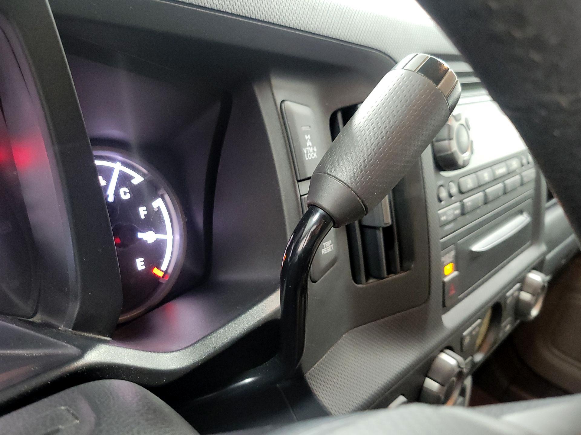 Thumbnail: 2014 Honda Ridgeline - 16