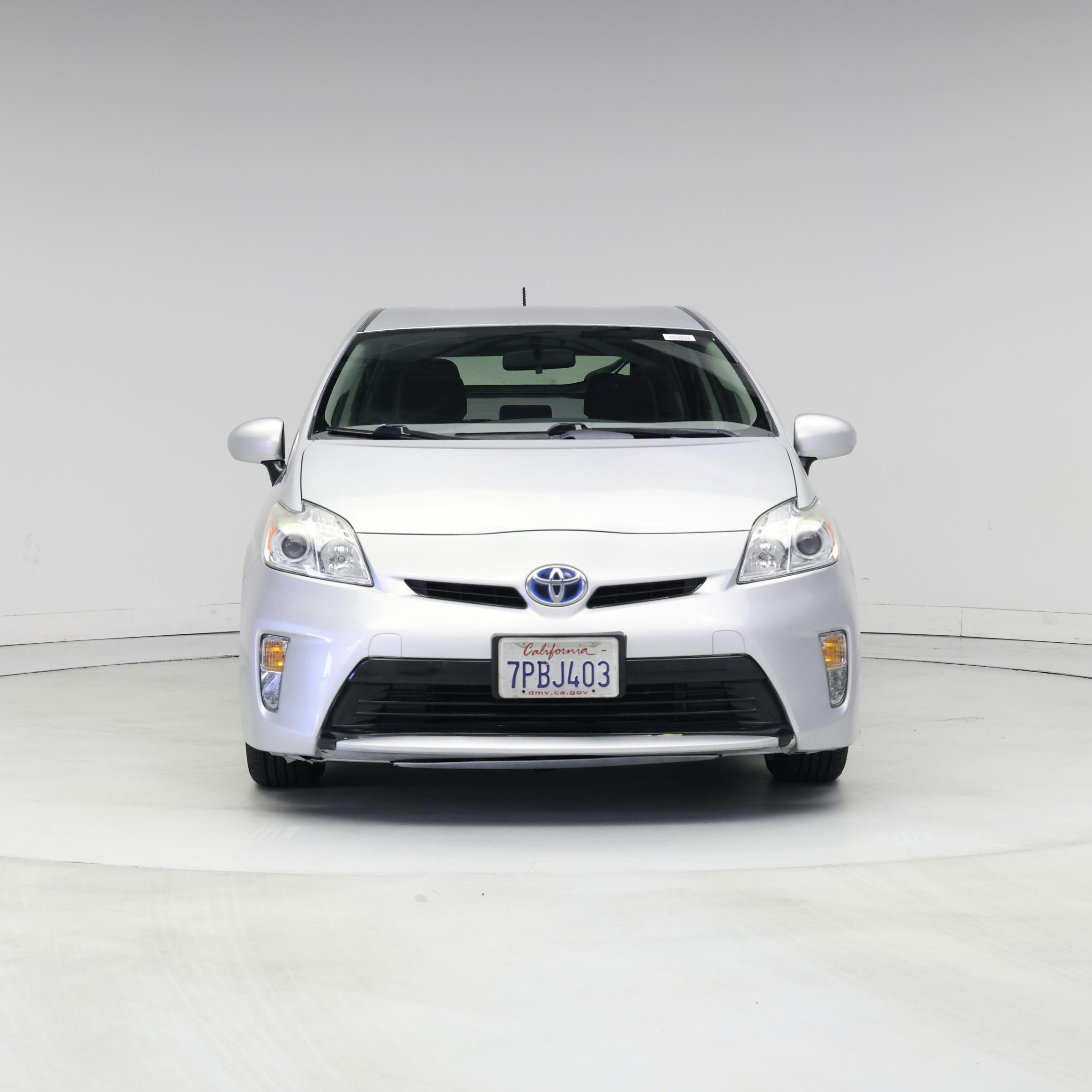 Thumbnail: 2015 Toyota Prius - 5