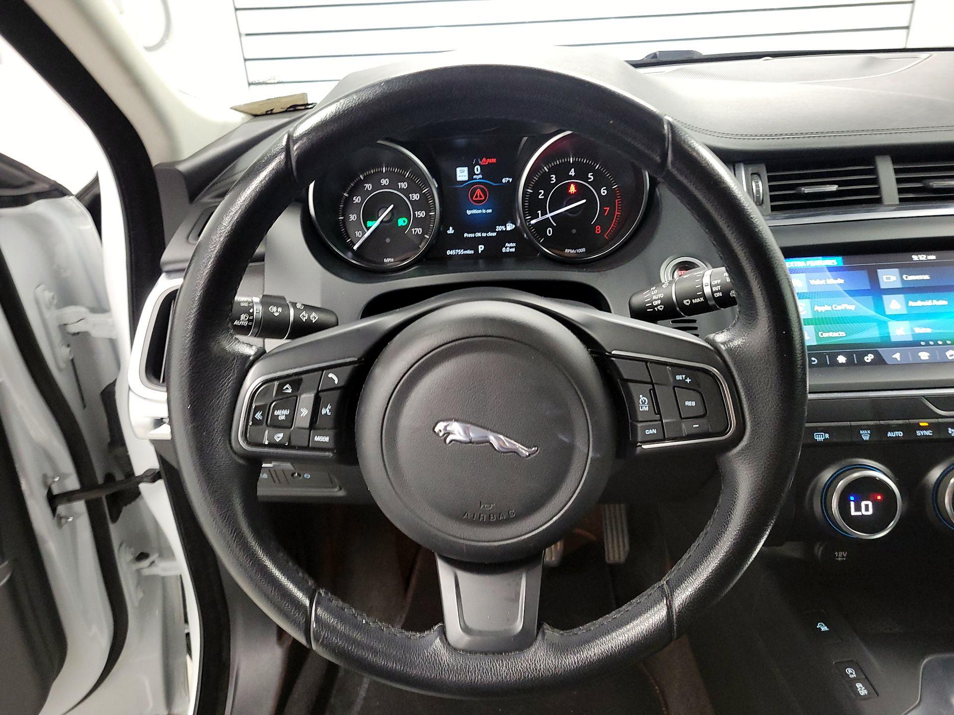 Thumbnail: 2019 Jaguar E-Pace - 10