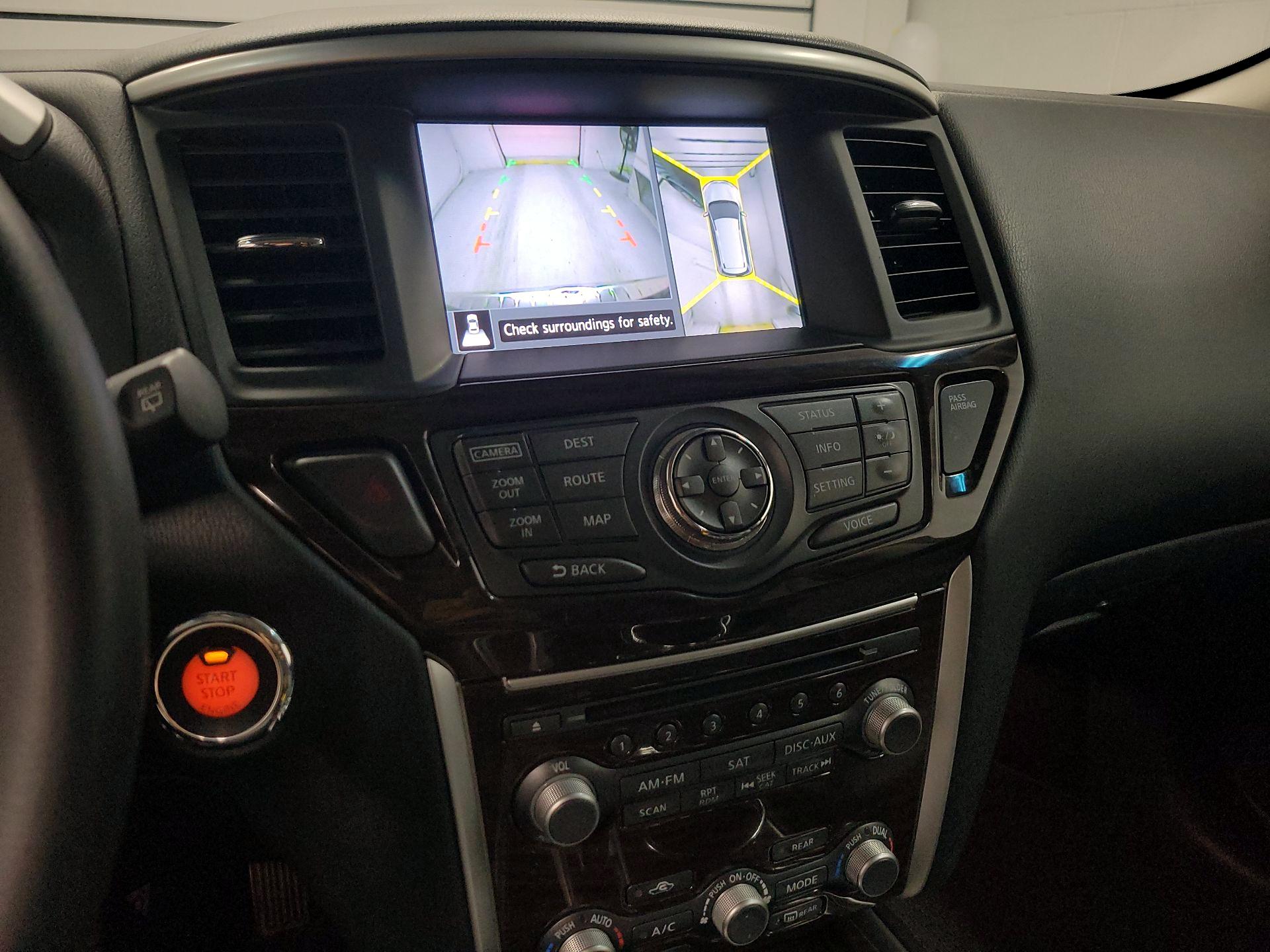 Thumbnail: 2014 Nissan Pathfinder - 13
