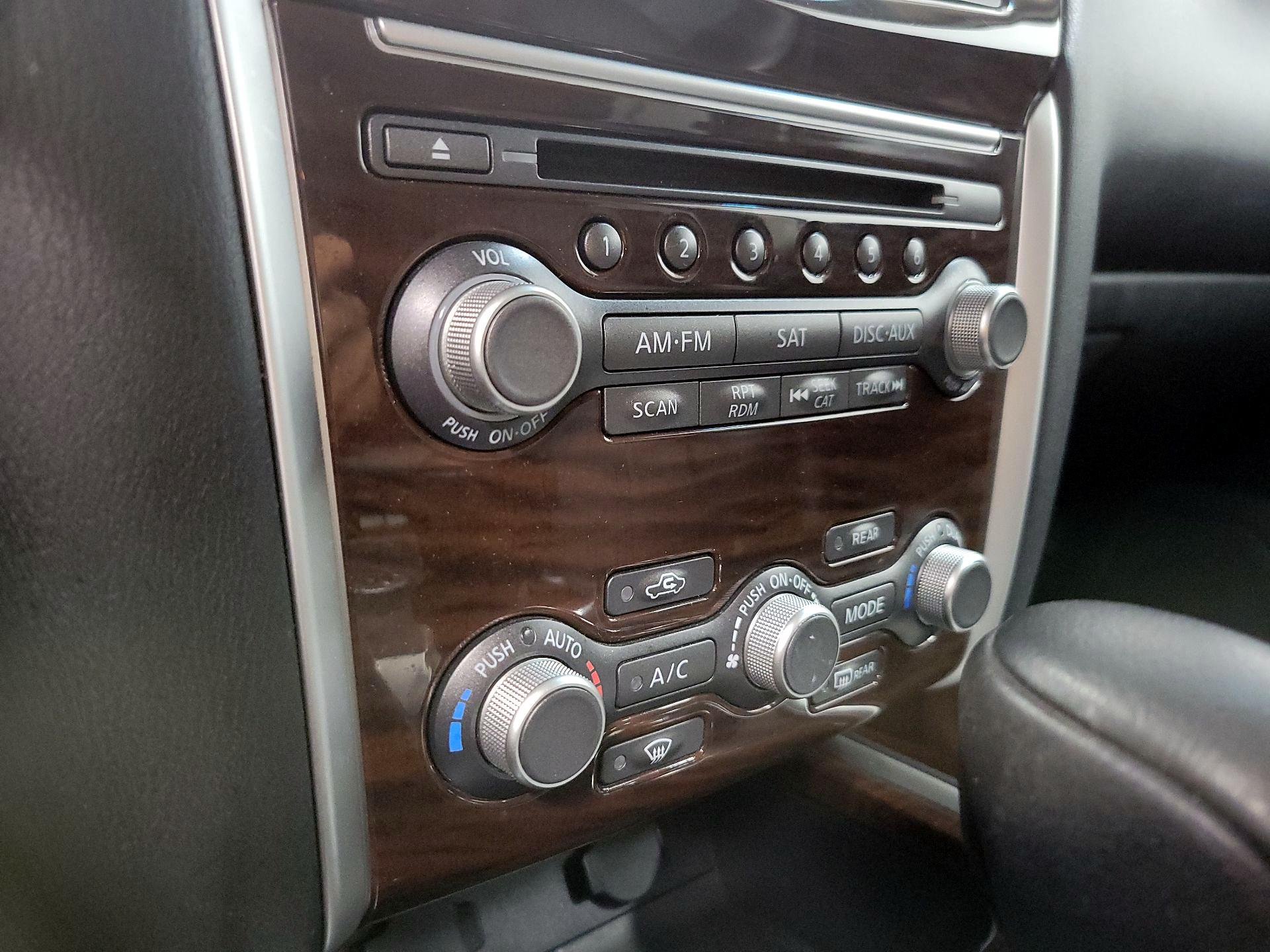 Thumbnail: 2014 Nissan Pathfinder - 15