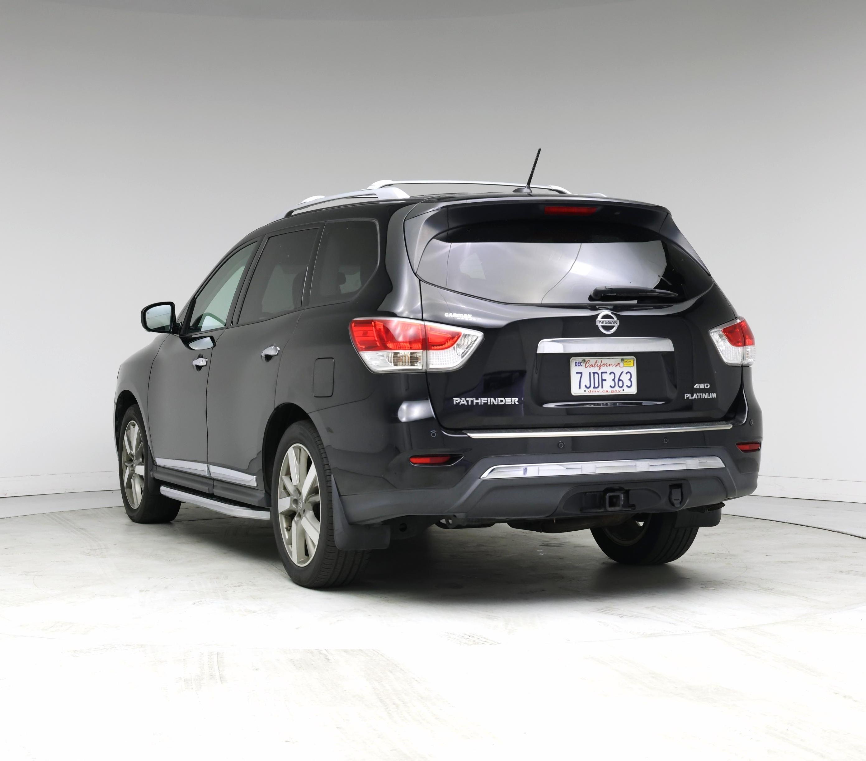 Thumbnail: 2014 Nissan Pathfinder - 2