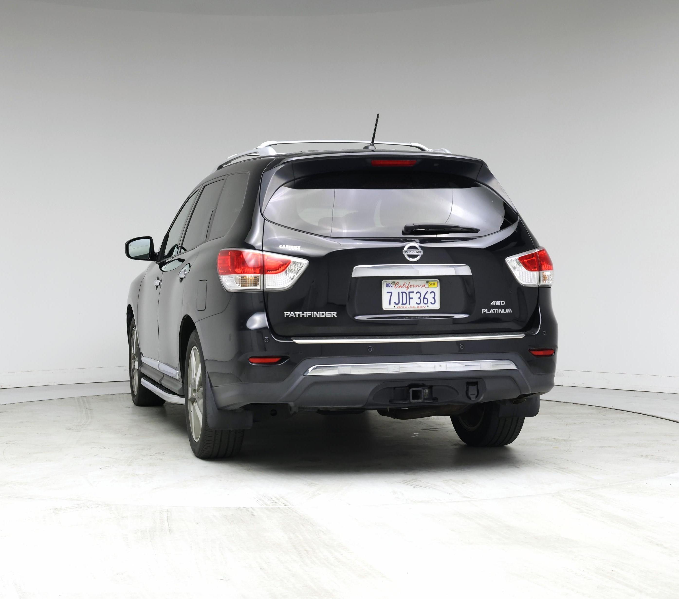 Thumbnail: 2014 Nissan Pathfinder - 6
