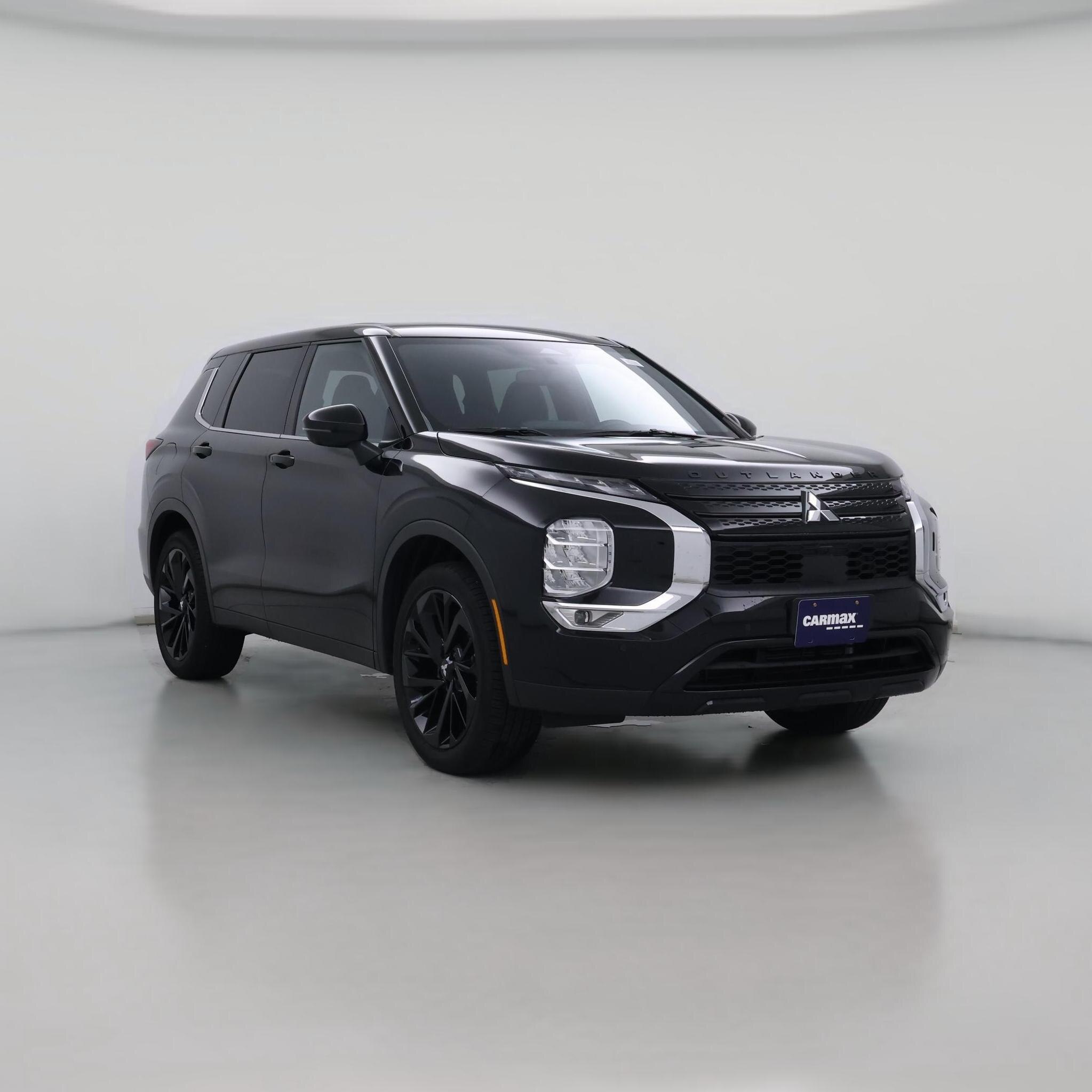 Thumbnail: 2024 Mitsubishi Outlander - 1