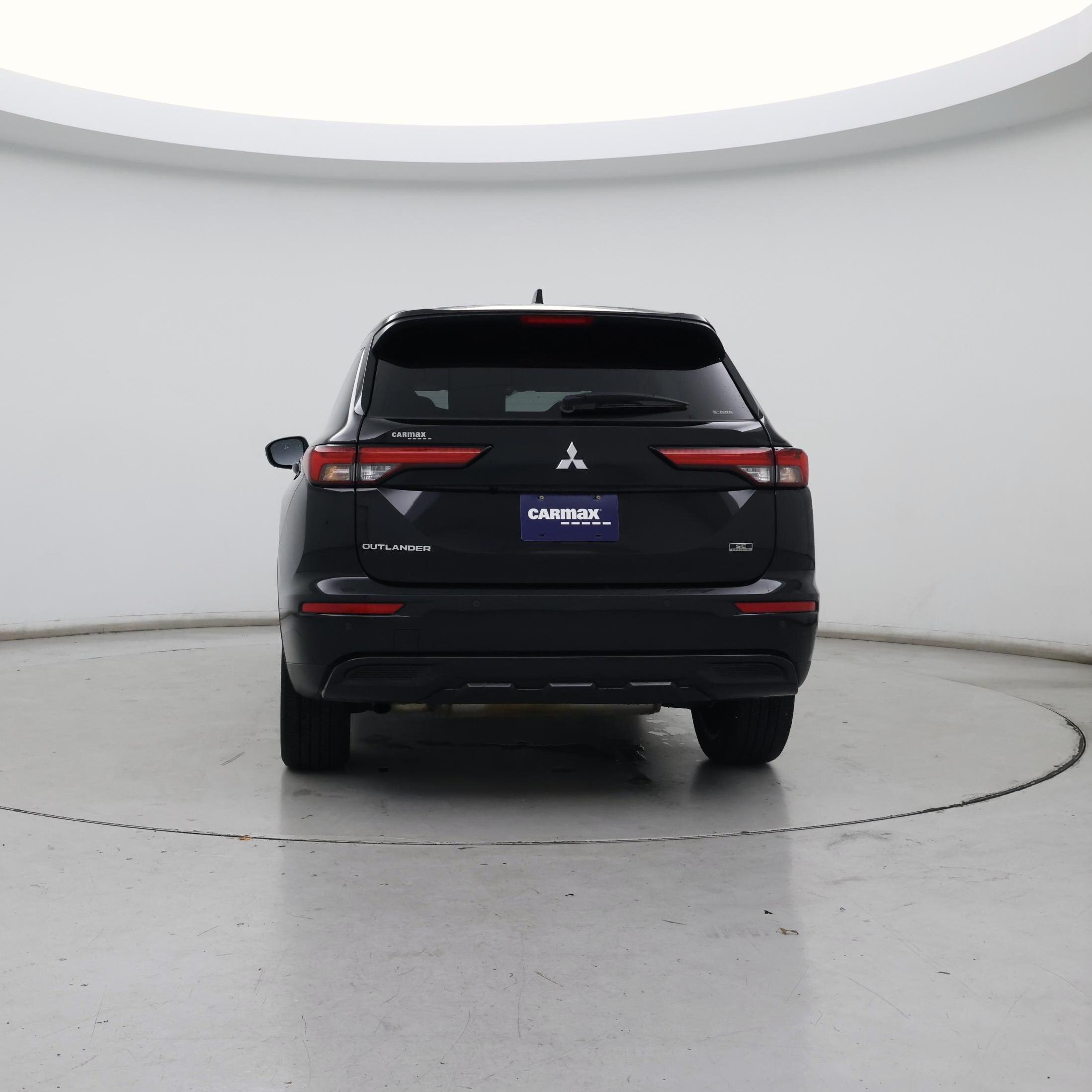 Thumbnail: 2024 Mitsubishi Outlander - 6