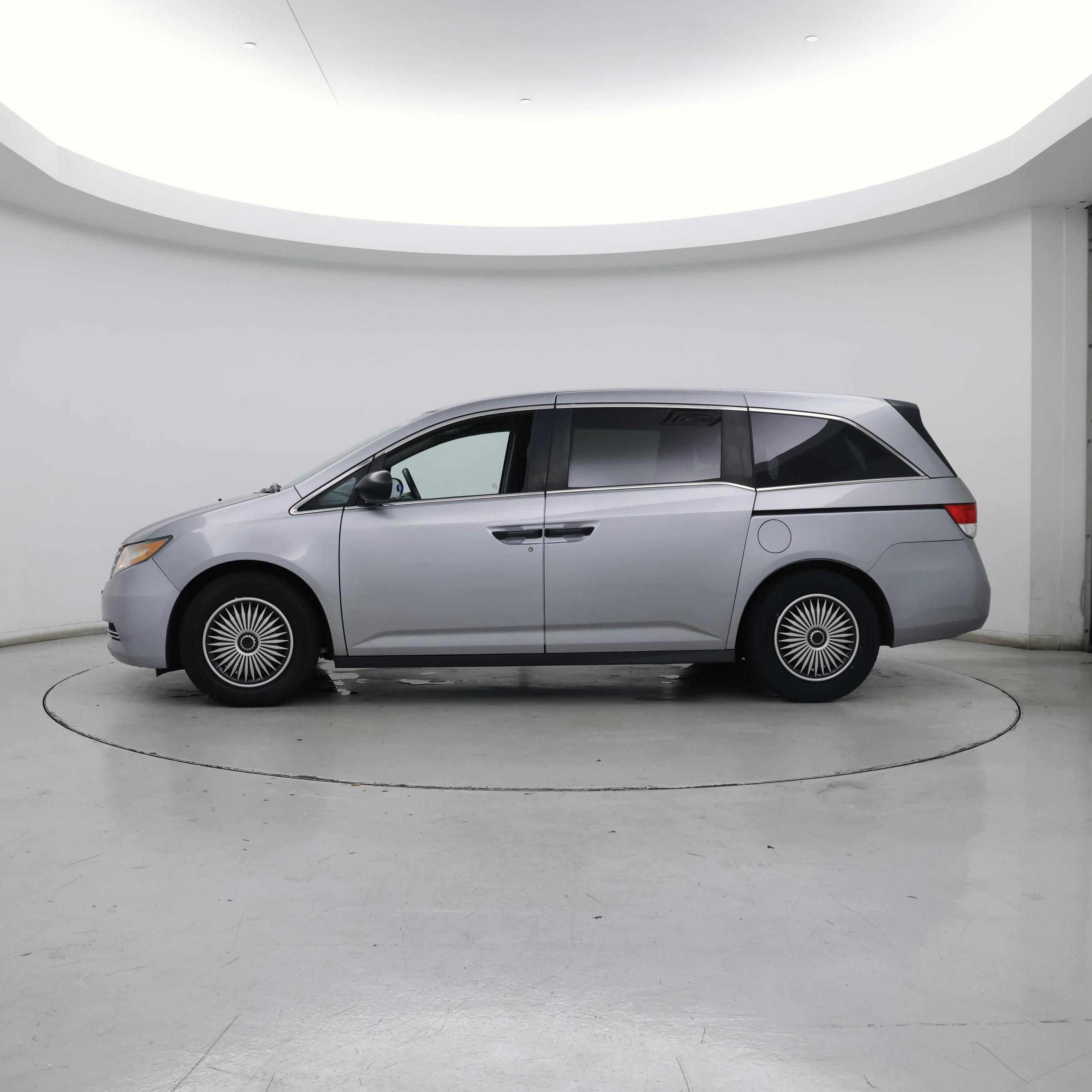 Thumbnail: 2016 Honda Odyssey - 3