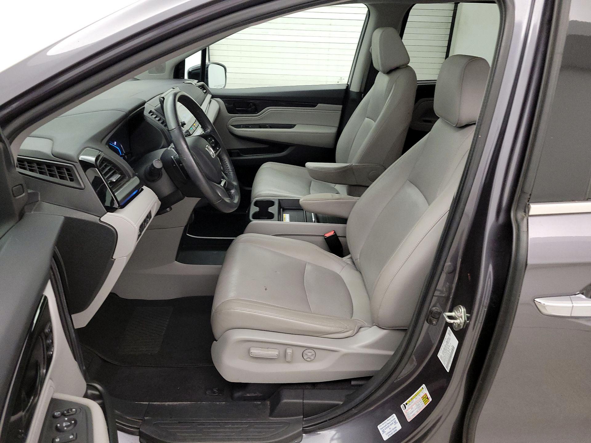 Thumbnail: 2019 Honda Odyssey - 11