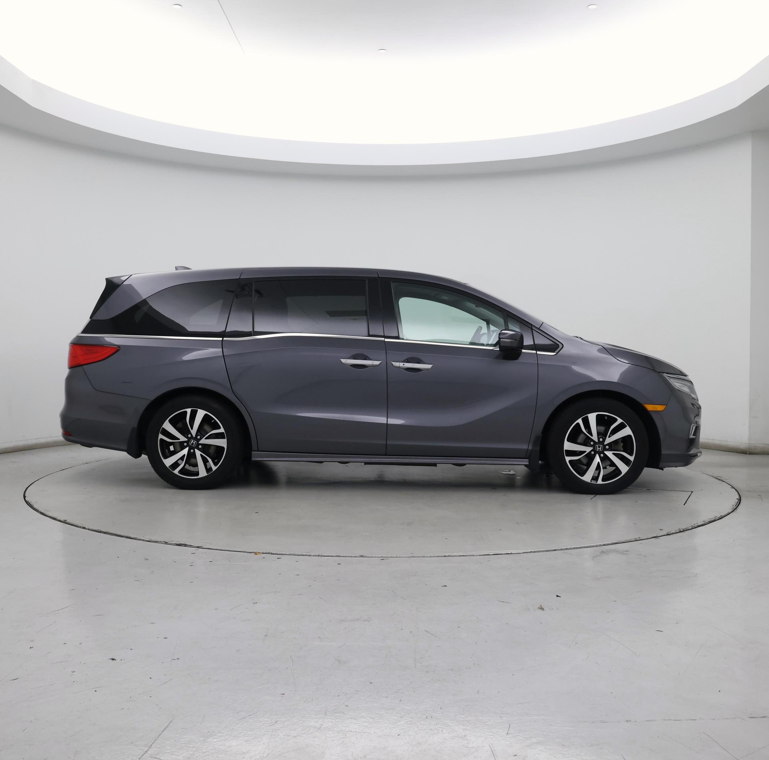 Thumbnail: 2019 Honda Odyssey - 7