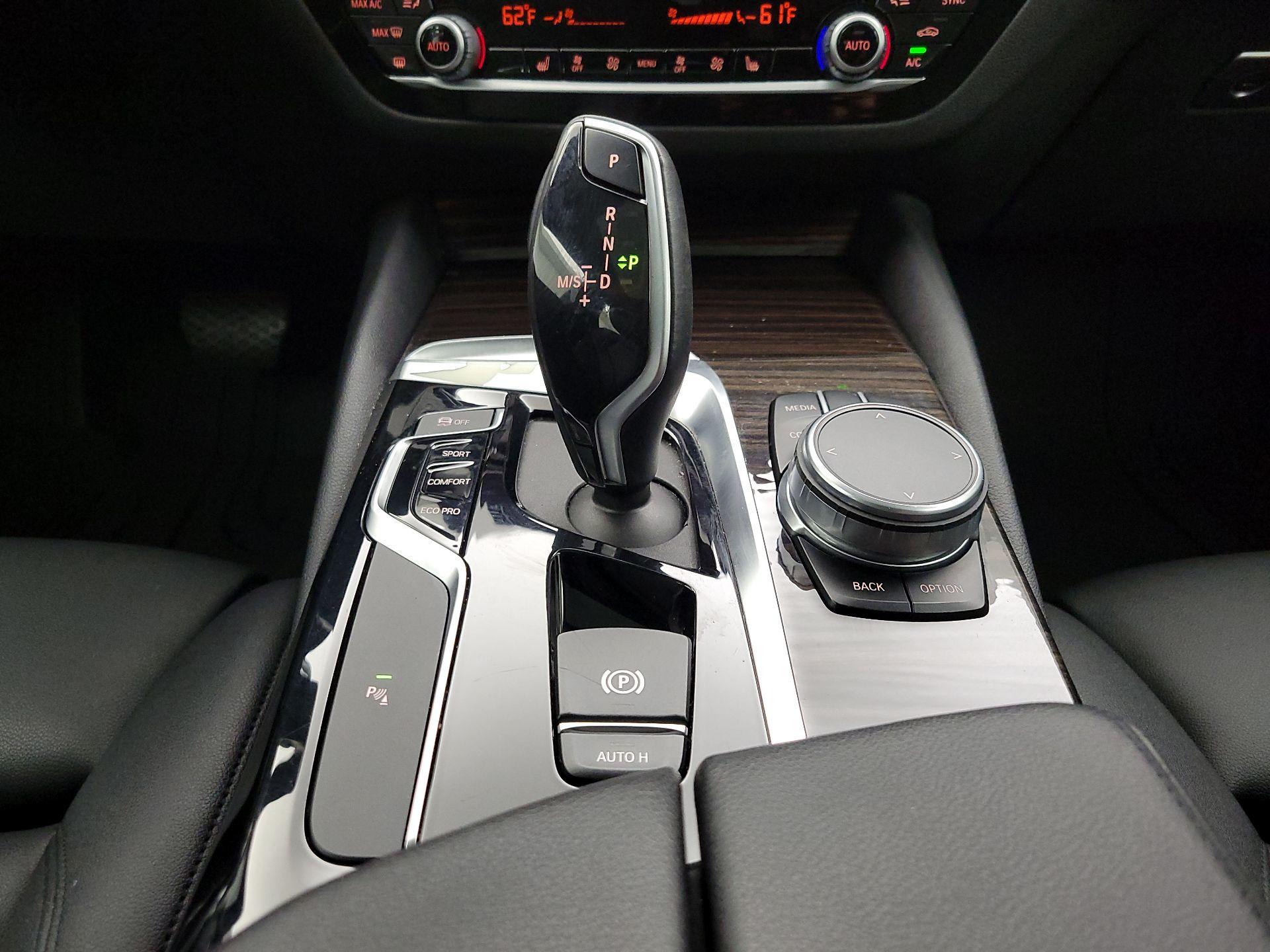 Thumbnail: 2019 BMW 5 Series - 18