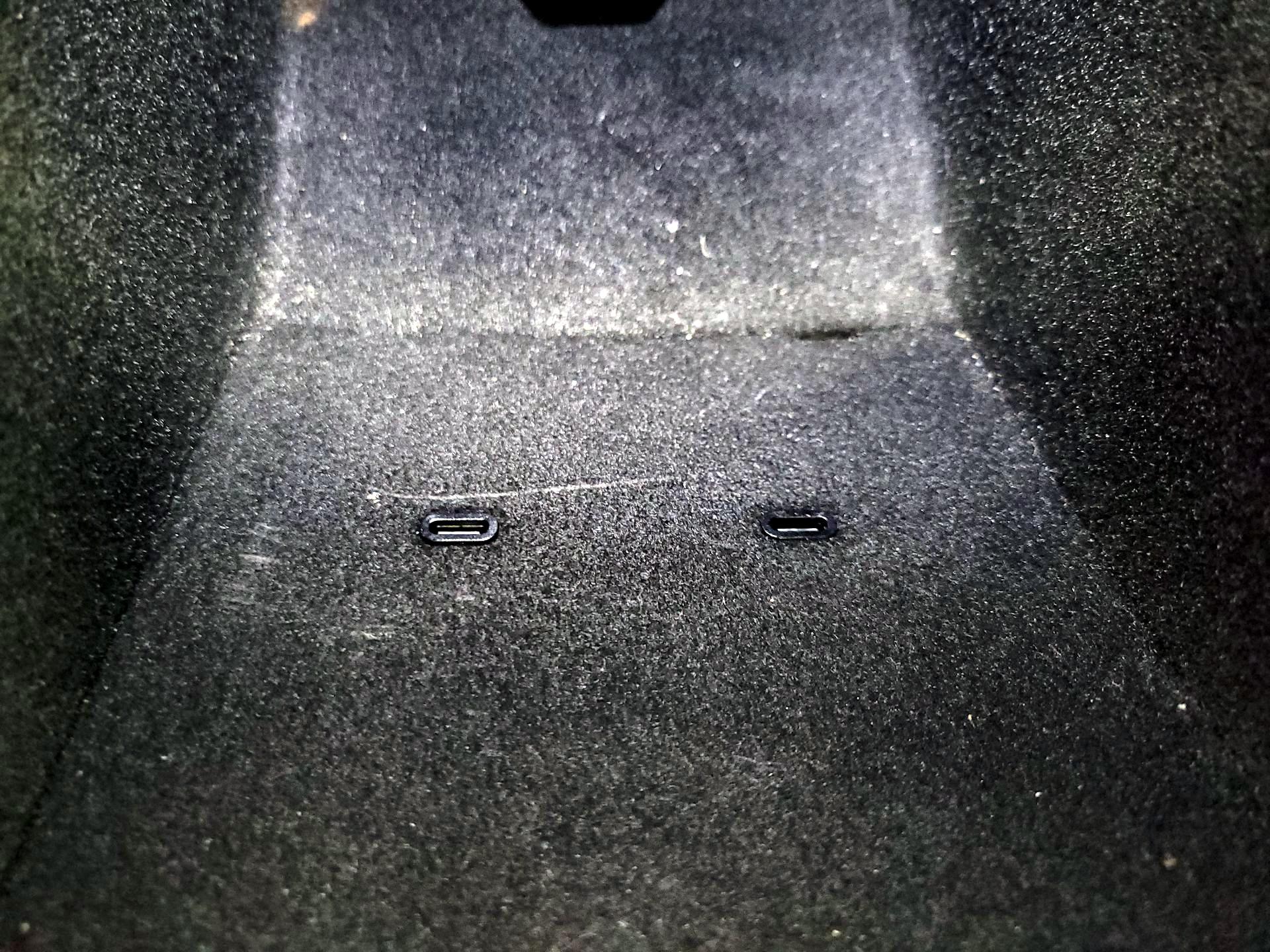 Thumbnail: 2022 Tesla Model 3 - 17