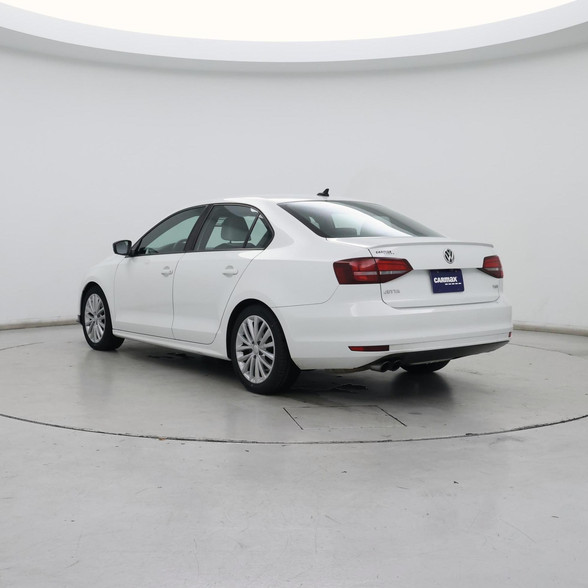 Thumbnail: 2016 Volkswagen Jetta - 2