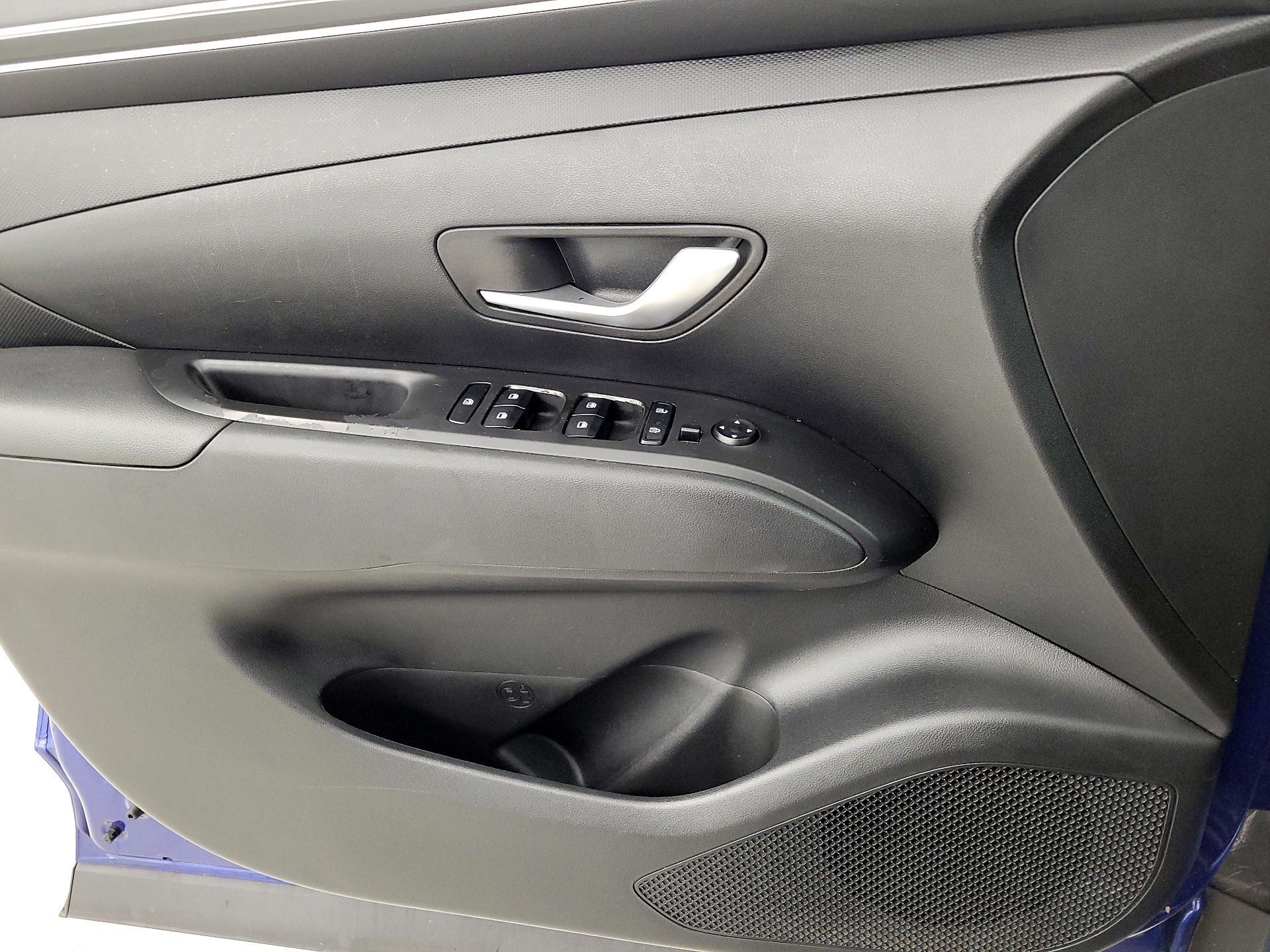 Thumbnail: 2022 Hyundai Tucson - 12