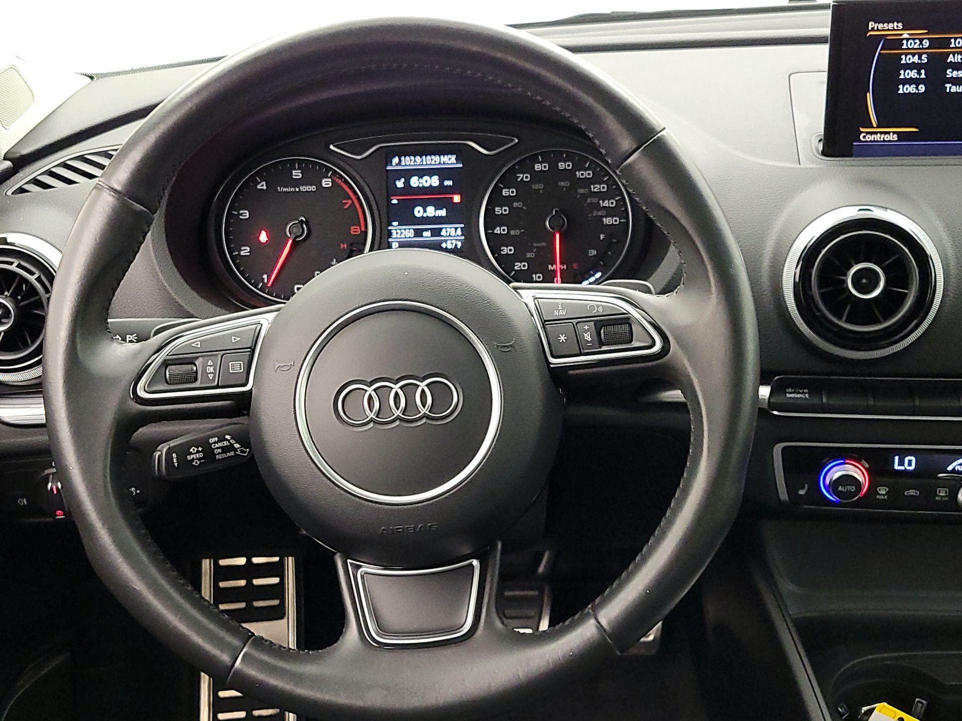 Thumbnail: 2015 Audi A3 - 10