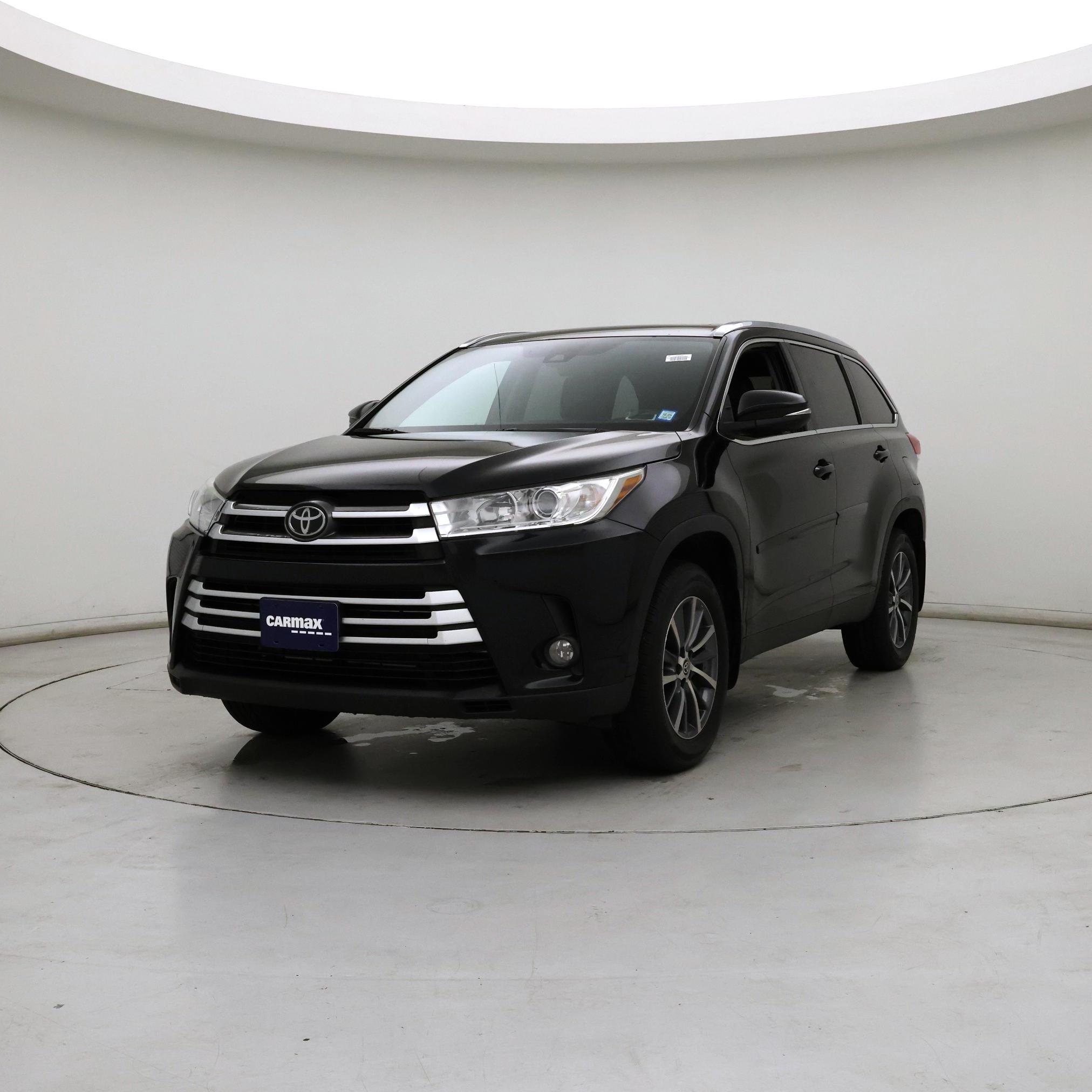 Thumbnail: 2019 Toyota Highlander - 4