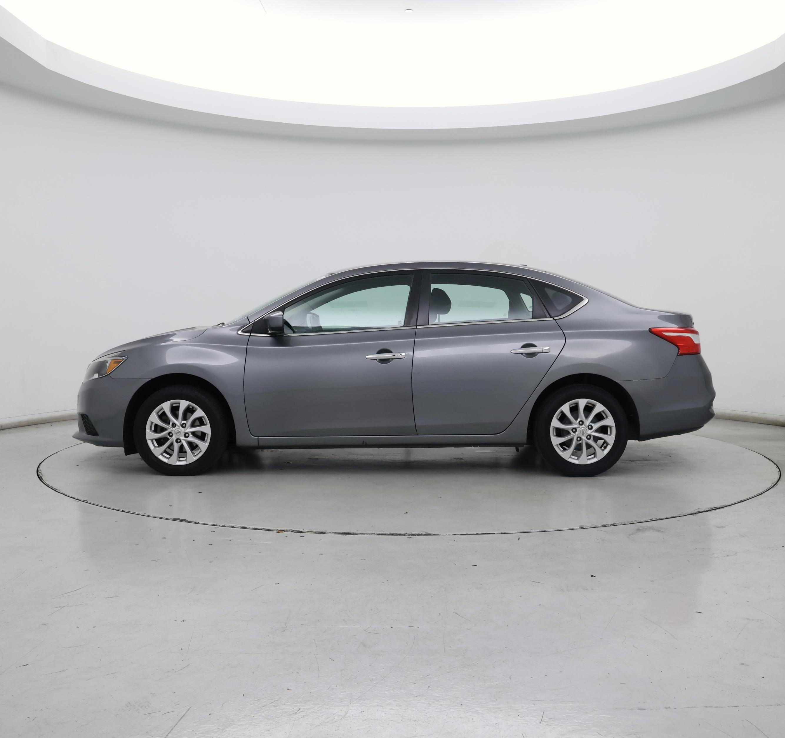 Thumbnail: 2019 Nissan Sentra - 3