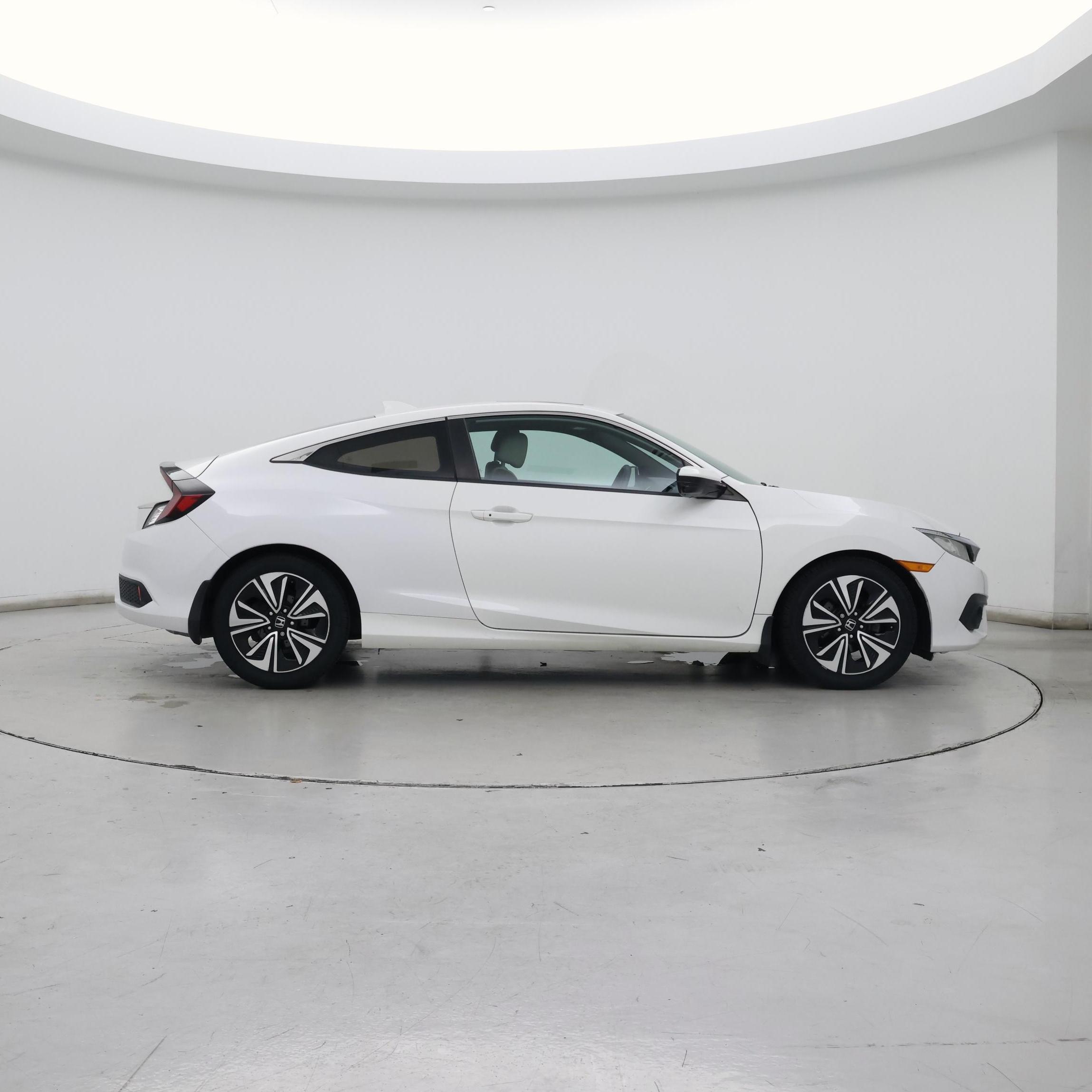 Thumbnail: 2016 Honda Civic - 7