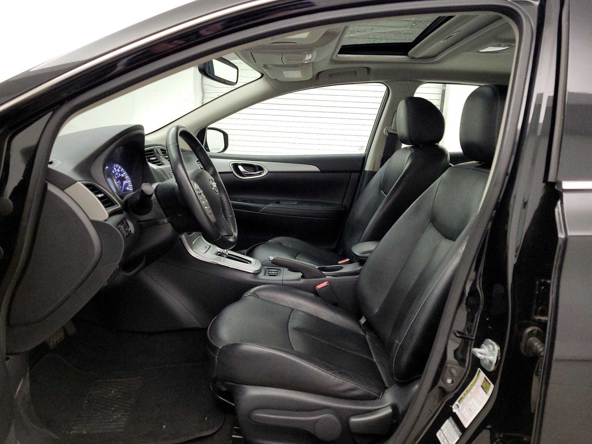 Thumbnail: 2015 Nissan Sentra - 11