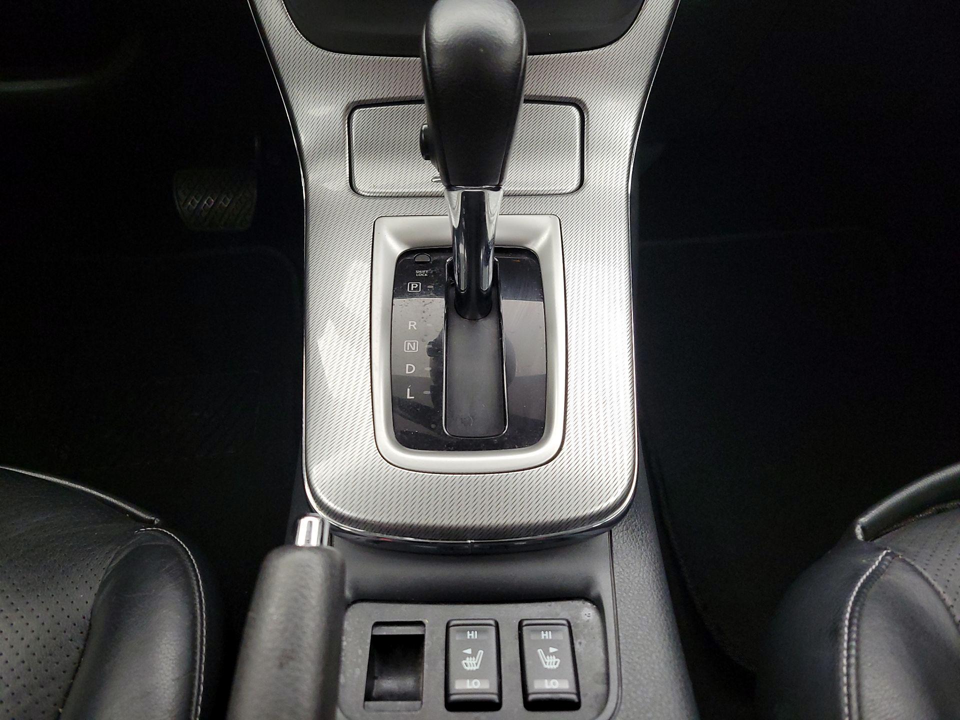 Thumbnail: 2015 Nissan Sentra - 18