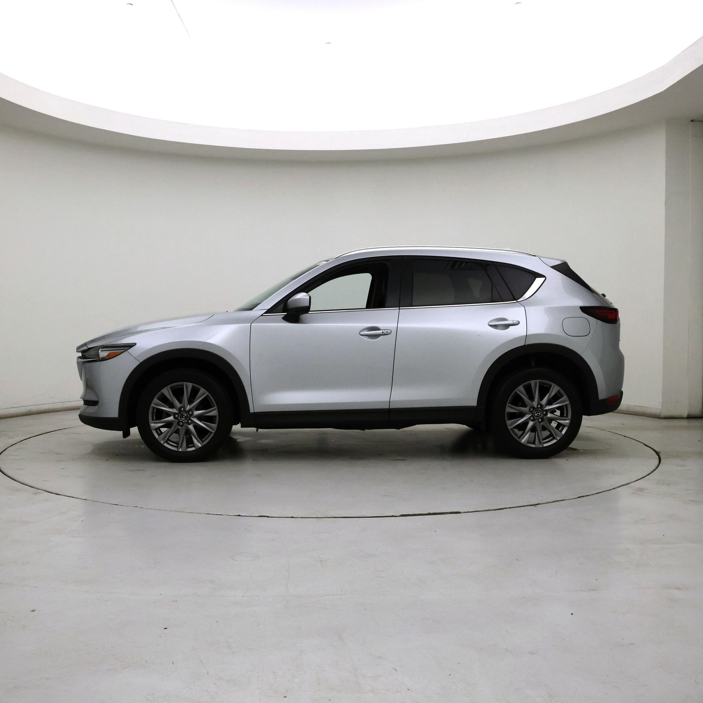 Thumbnail: 2021 Mazda CX-5 - 3