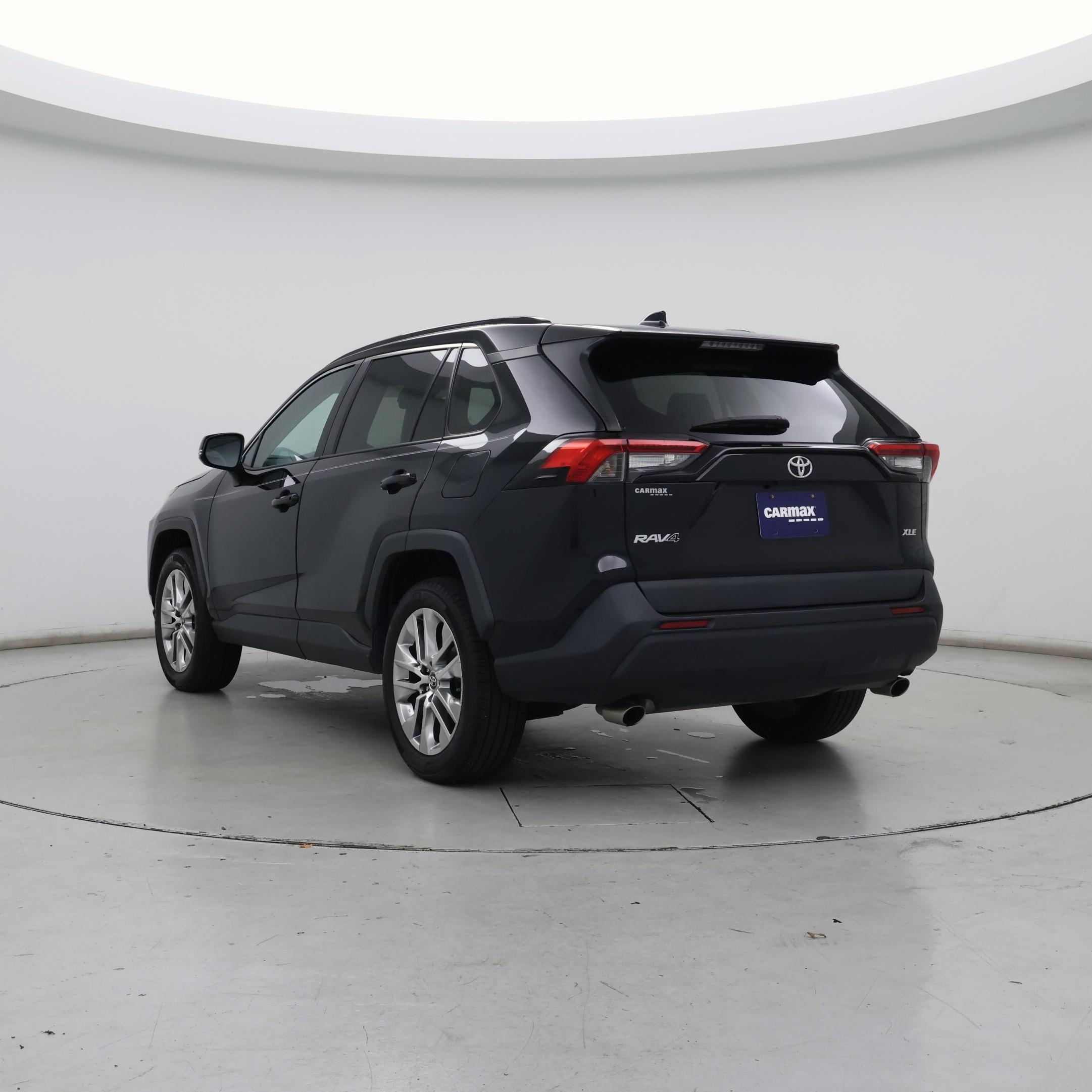 Thumbnail: 2020 Toyota RAV4 - 2