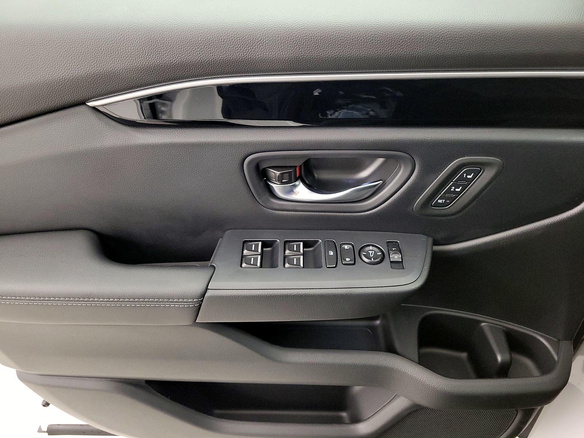 Thumbnail: 2025 Honda Pilot - 13