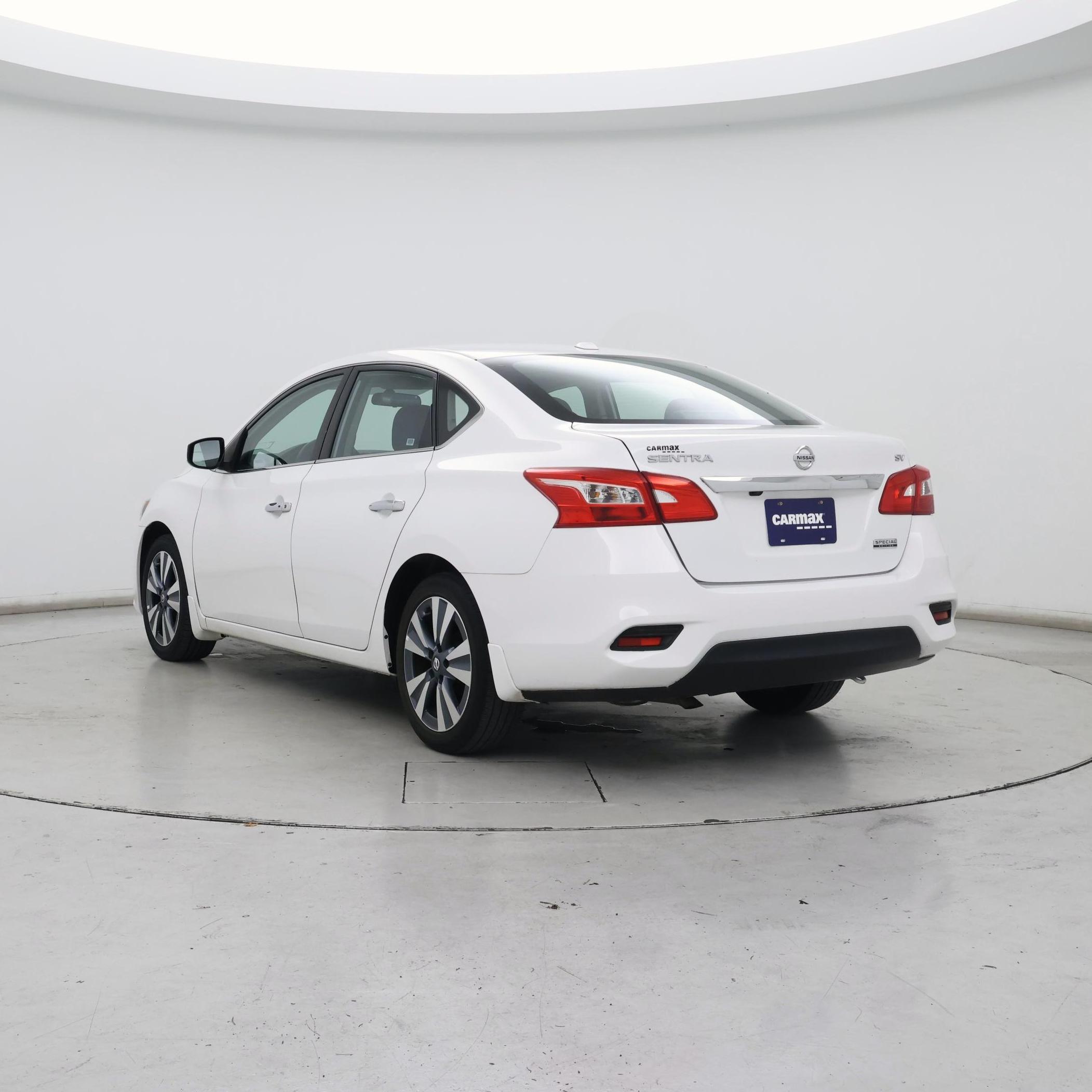 Thumbnail: 2019 Nissan Sentra - 2