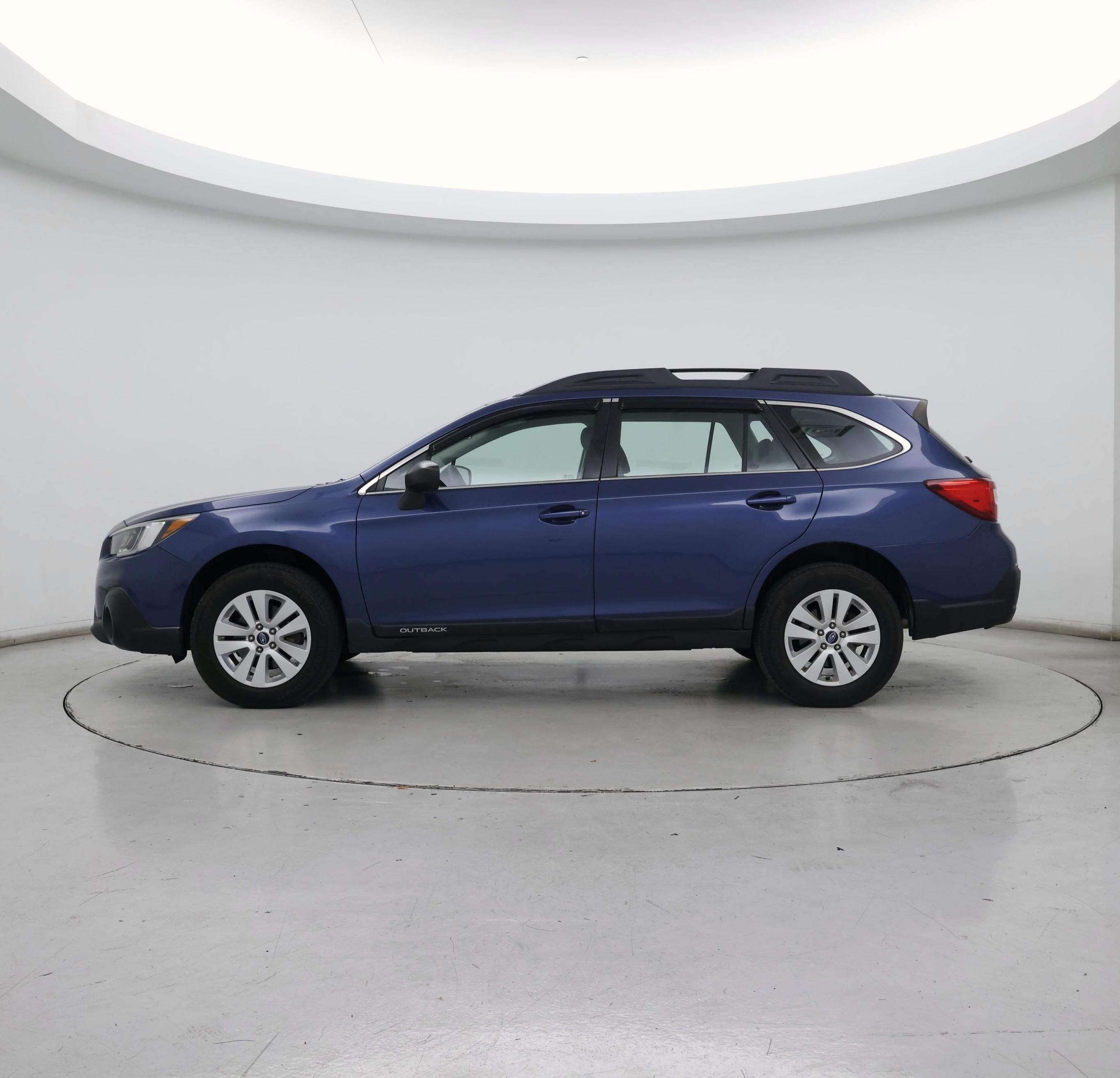 Thumbnail: 2019 Subaru Outback - 3