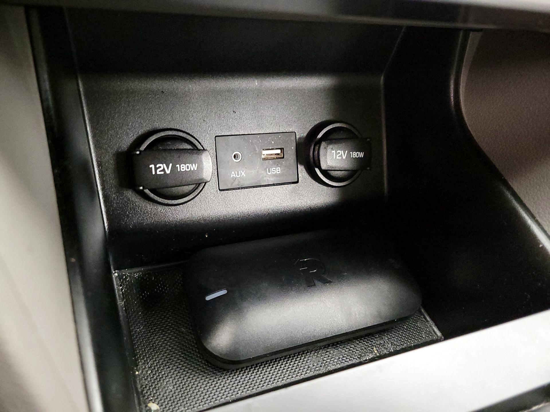 Thumbnail: 2019 Hyundai Elantra - 18