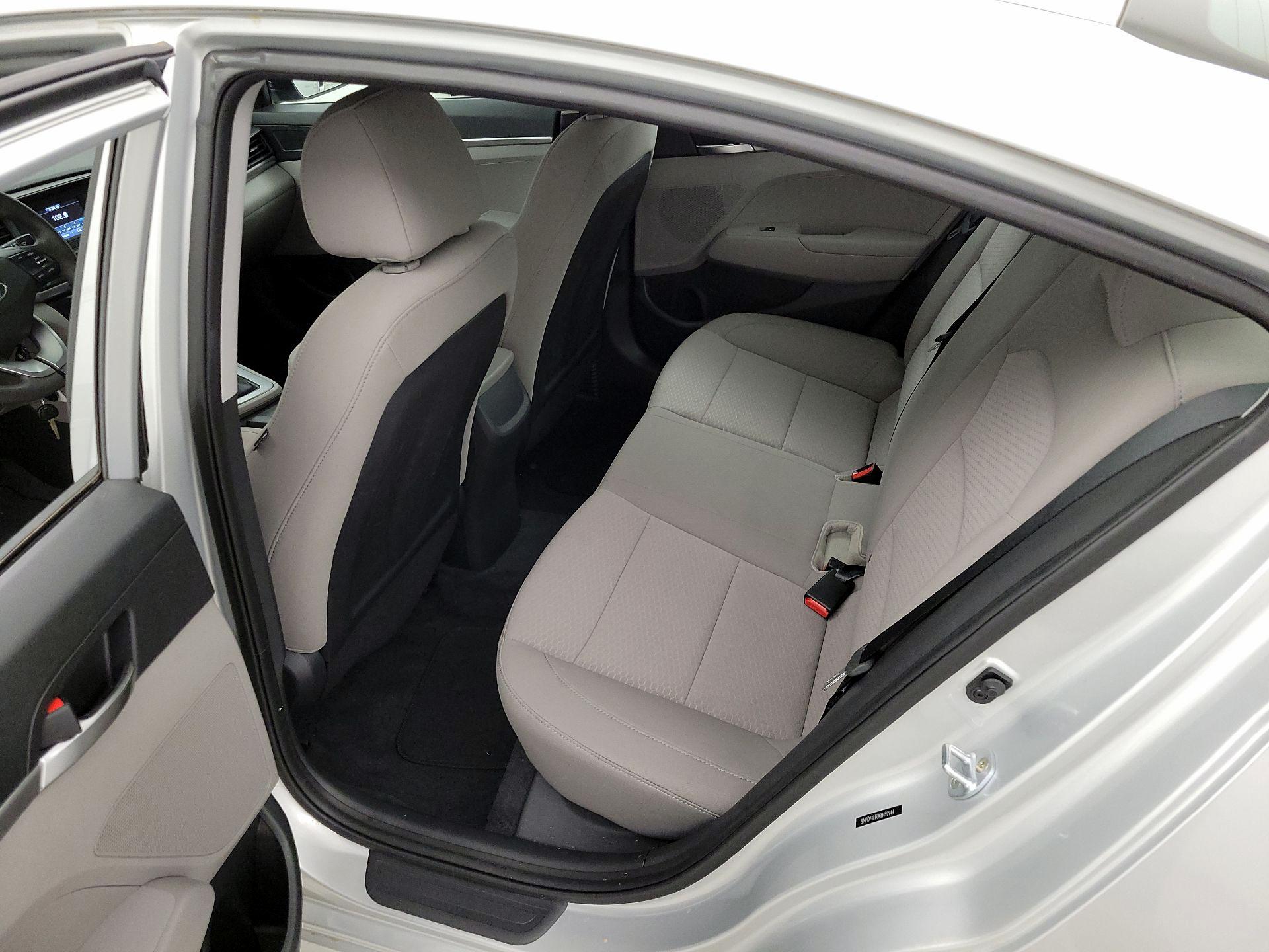 Thumbnail: 2019 Hyundai Elantra - 19