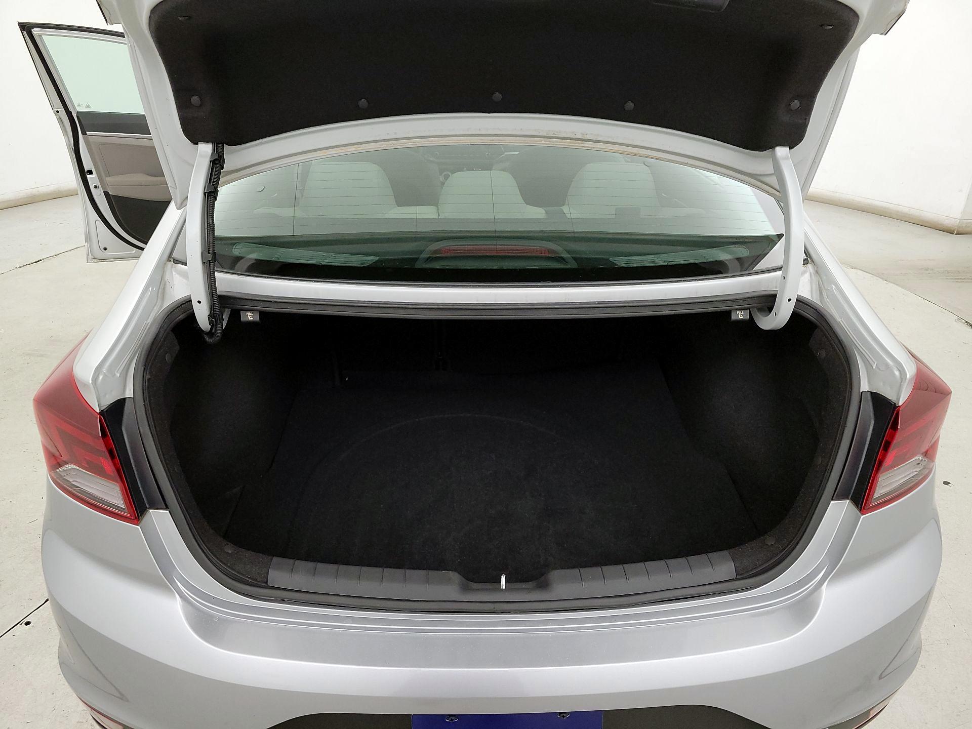 Thumbnail: 2019 Hyundai Elantra - 20