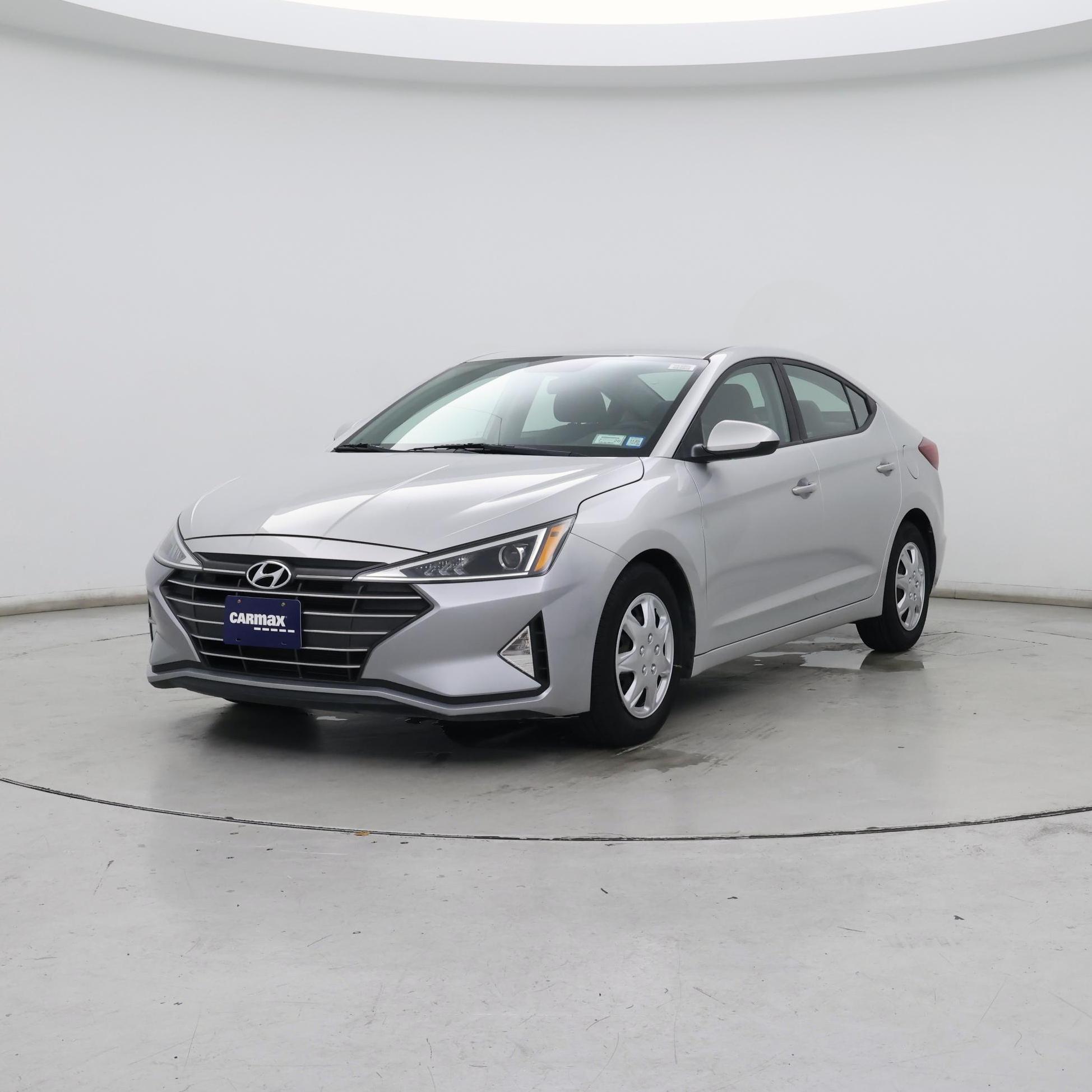 Thumbnail: 2019 Hyundai Elantra - 4