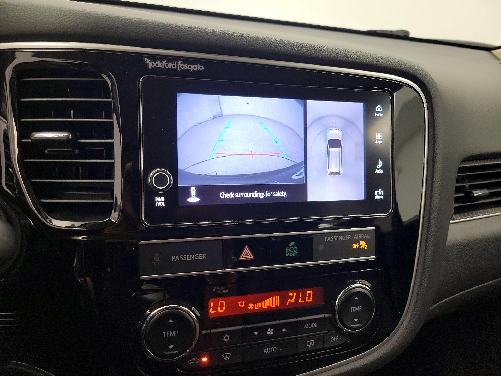 Thumbnail: 2019 Mitsubishi Outlander - 14