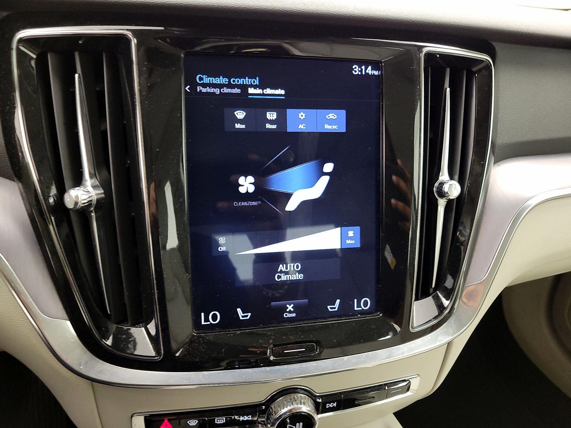 Thumbnail: 2020 Volvo S60 - 16