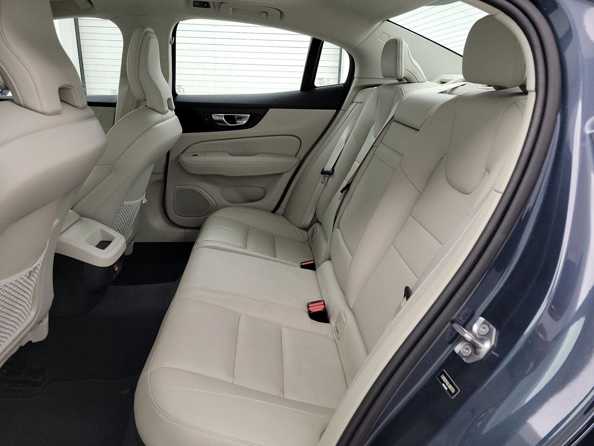 Thumbnail: 2020 Volvo S60 - 19