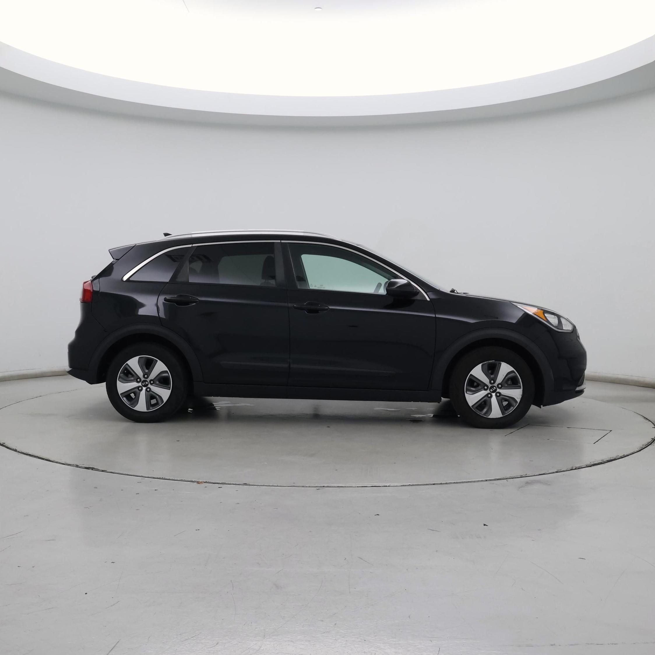 Thumbnail: 2018 Kia Niro - 7
