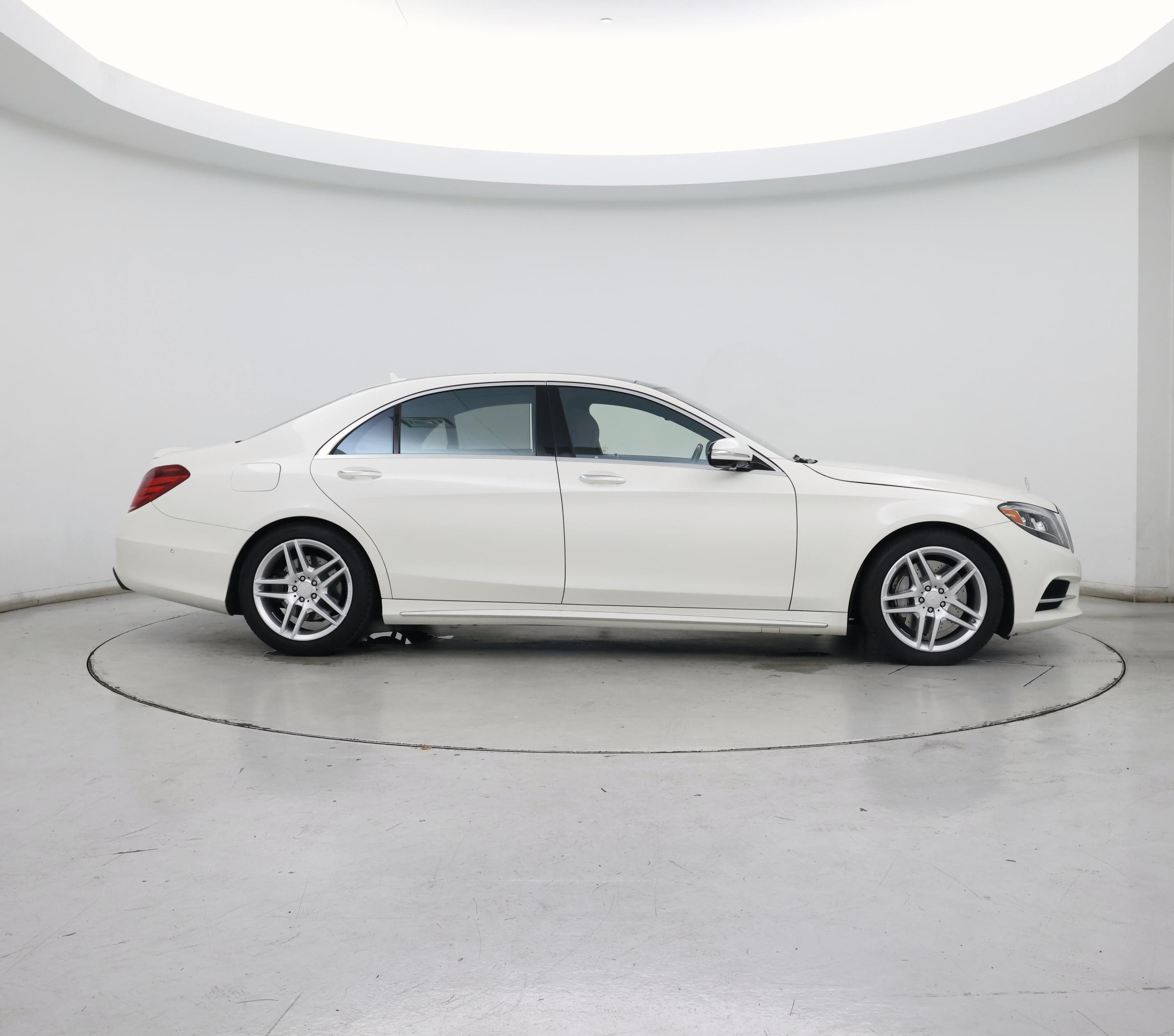 Thumbnail: 2016 Mercedes-Benz S-Class - 7